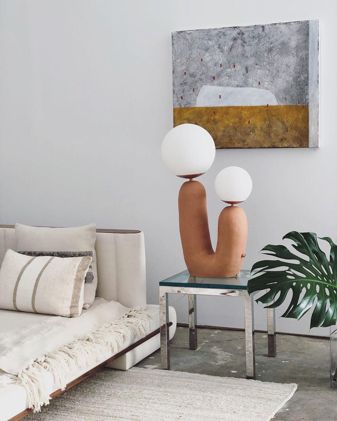 Modern Geometric Resin and Glass Table Lamp with Contemporary Sculptural Design