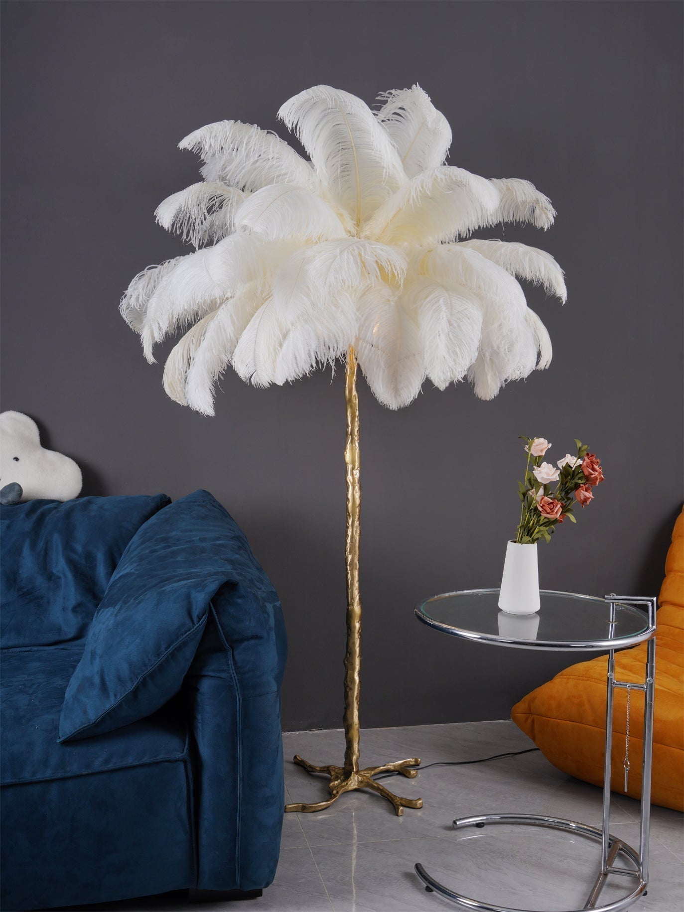 Luxurious Ostrich Feather Floor Lamp with Polished Brass Base Elegant Gold Standing Light for Living Room