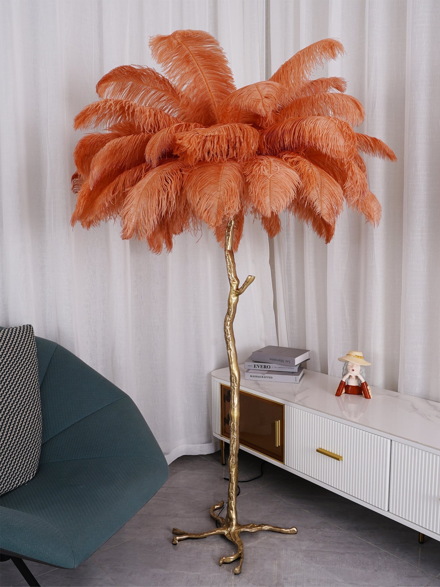 Luxurious Ostrich Feather Floor Lamp with Polished Brass Base Elegant Gold Standing Light for Living Room
