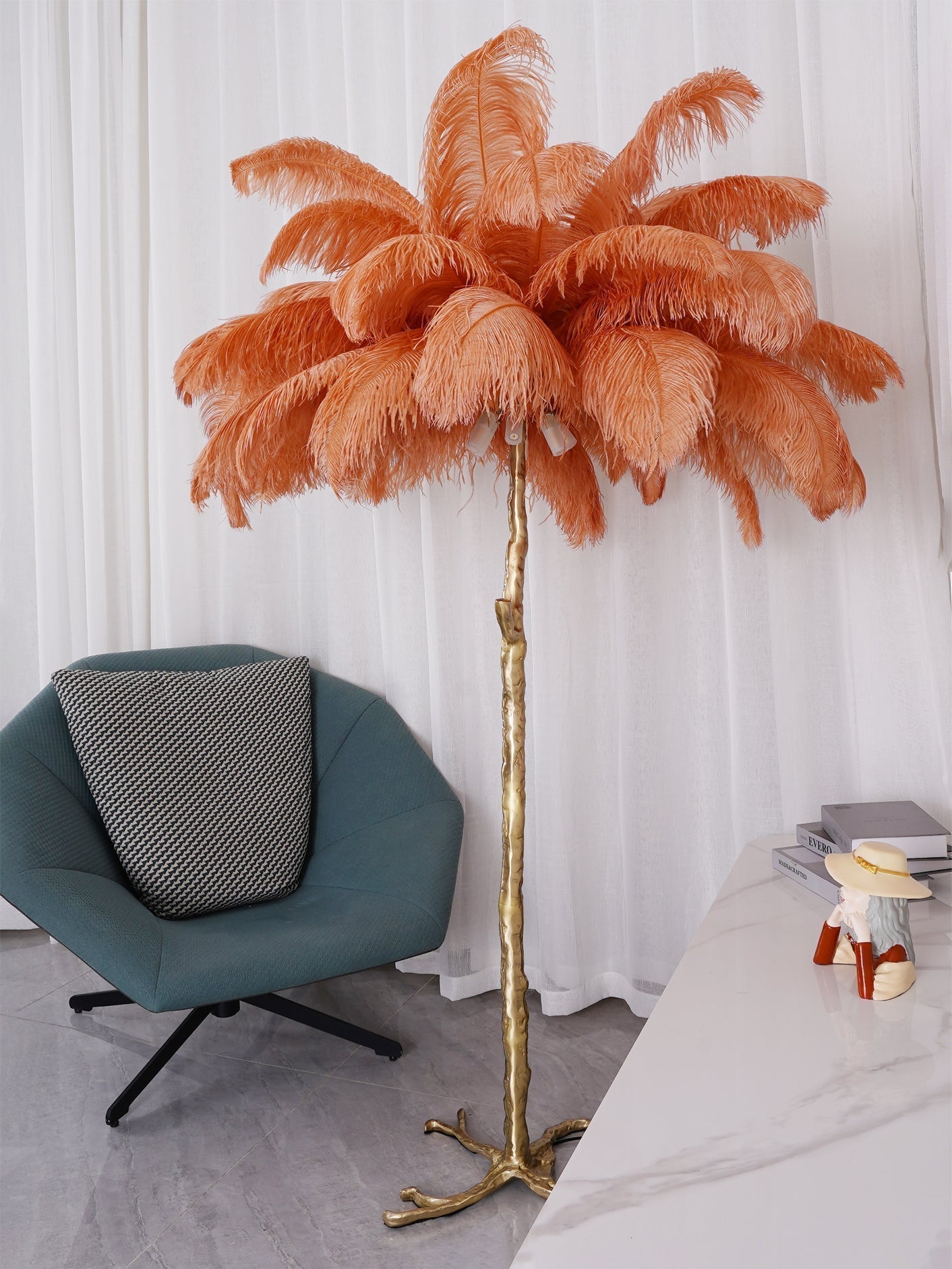 Luxurious Ostrich Feather Floor Lamp with Polished Brass Base Elegant Gold Standing Light for Living Room