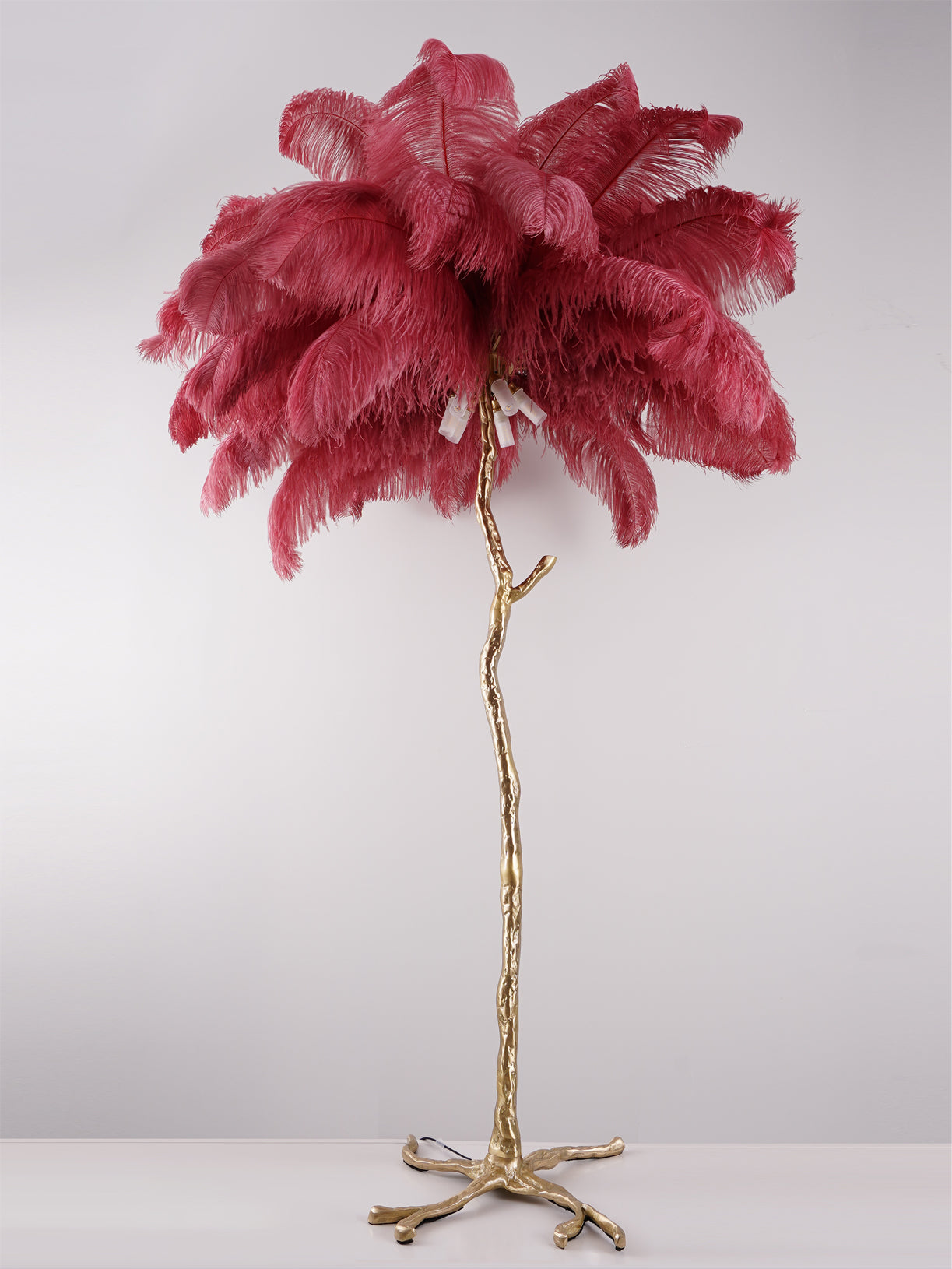 Luxurious Ostrich Feather Floor Lamp with Polished Brass Base Elegant Gold Standing Light for Living Room