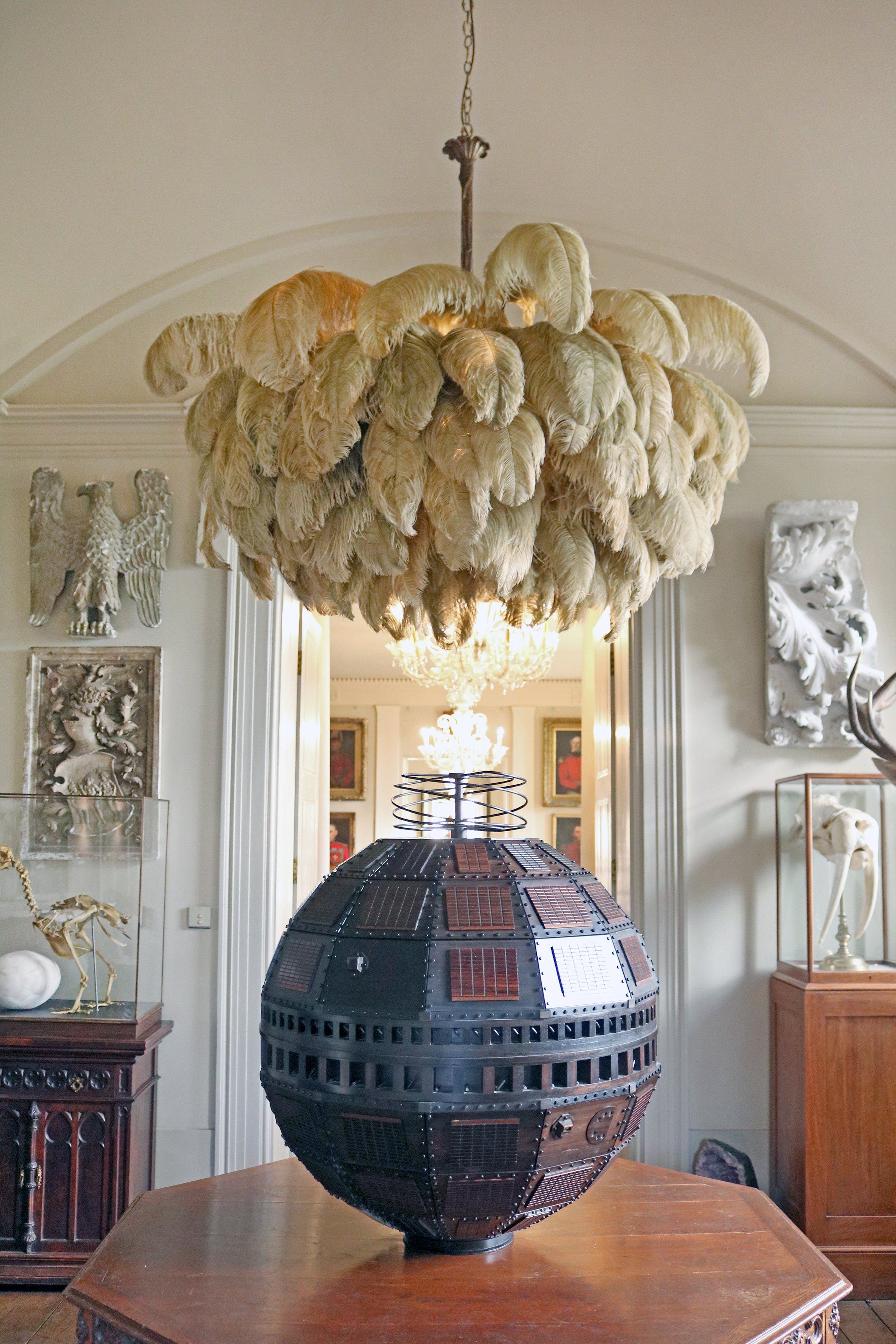 Natural Ostrich Feather Gasolier Chandelier with Polished Brass Frame for Luxury Interiors