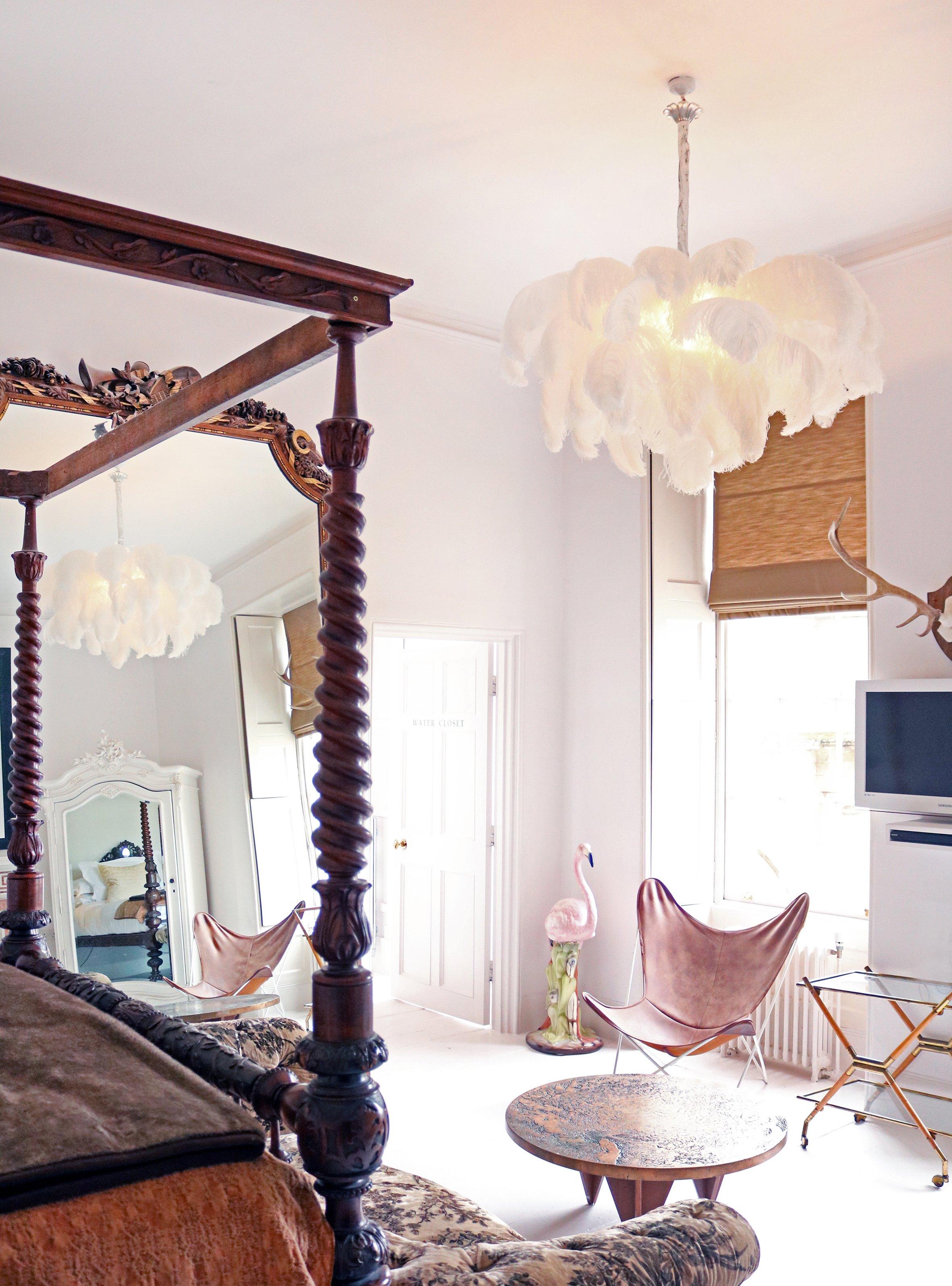 Natural Ostrich Feather Gasolier Chandelier with Polished Brass Frame for Luxury Interiors