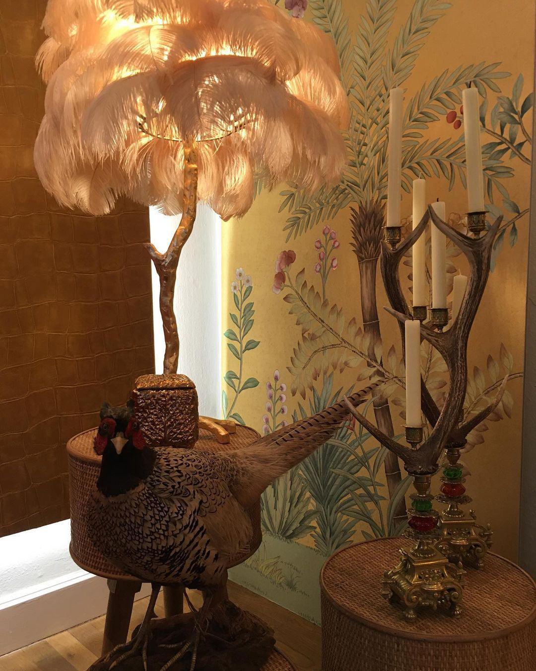 Luxurious Ostrich Feather Floor Lamp with Polished Brass Base Elegant Gold Standing Light for Living Room