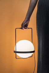 Modern Minimalist LED Table Lamp with Spherical Acrylic Diffuser for Bedside and Office