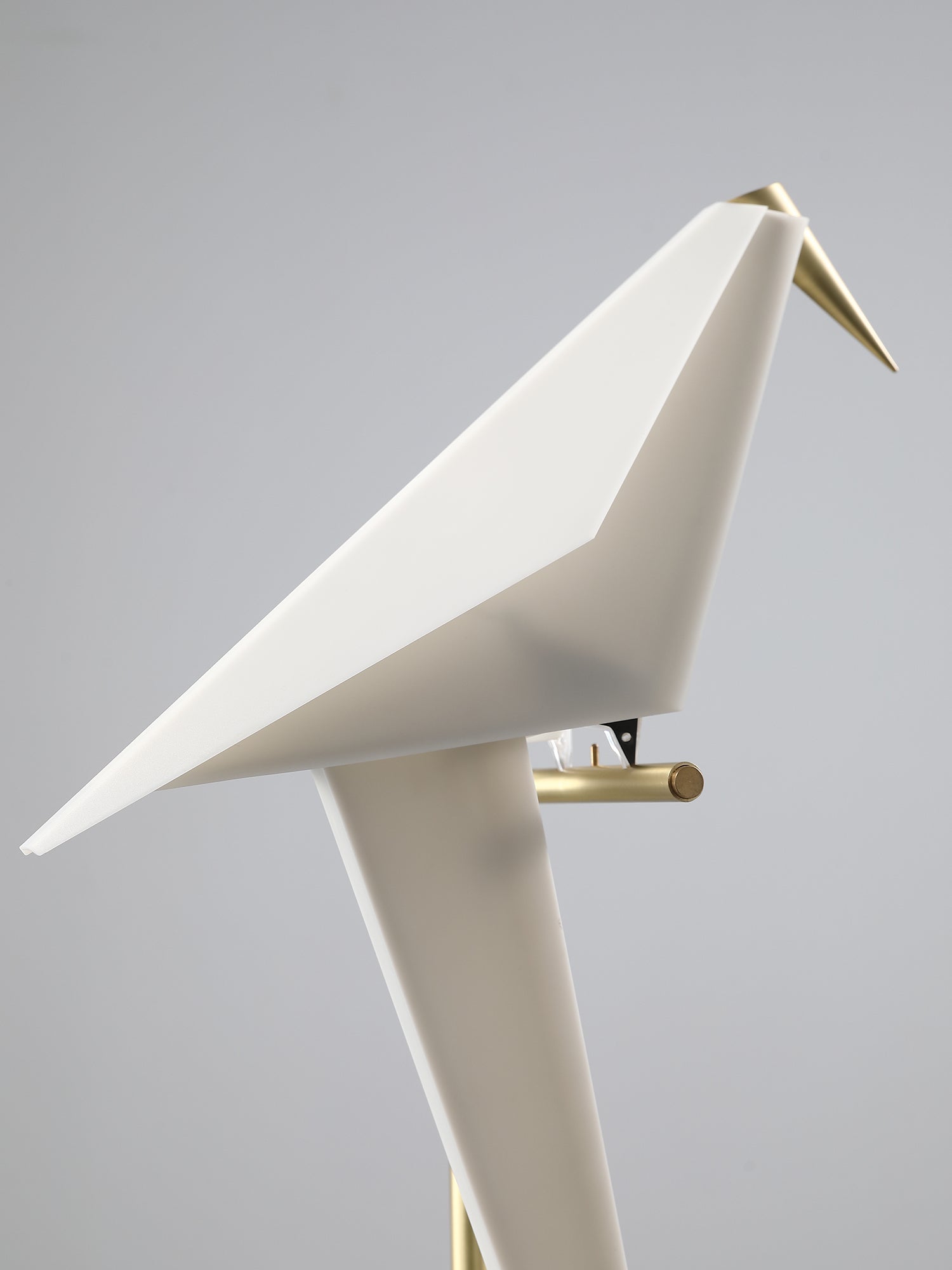 Modern Origami Bird LED Table Lamp Creative Paper Crane Nightstand Light