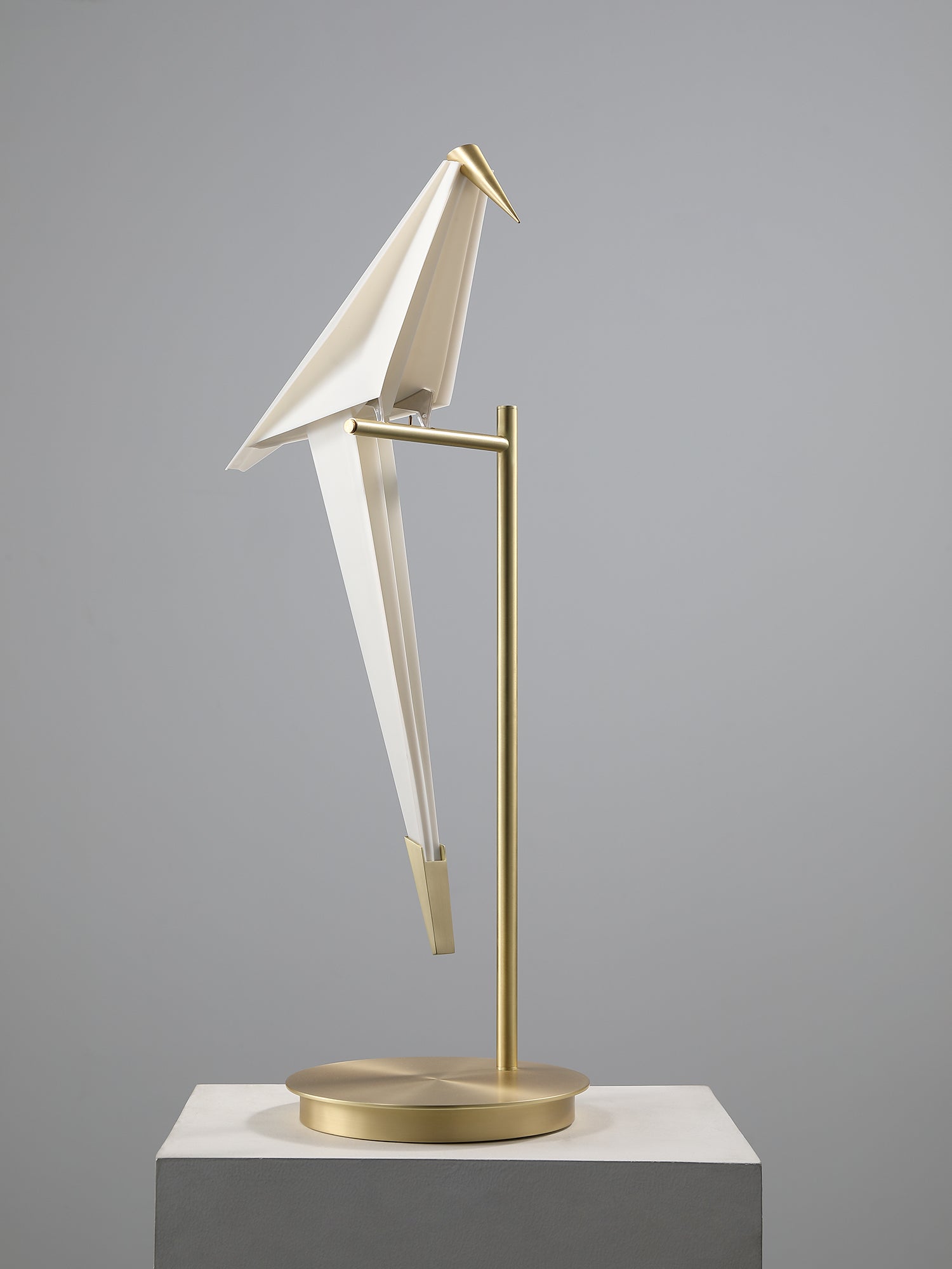 Modern Origami Bird LED Table Lamp Creative Paper Crane Nightstand Light