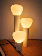 kienney-modern-metal-and-glass-table-lamp-for-living-room-and-bedroom-ambient-flashlight-style-desk-light