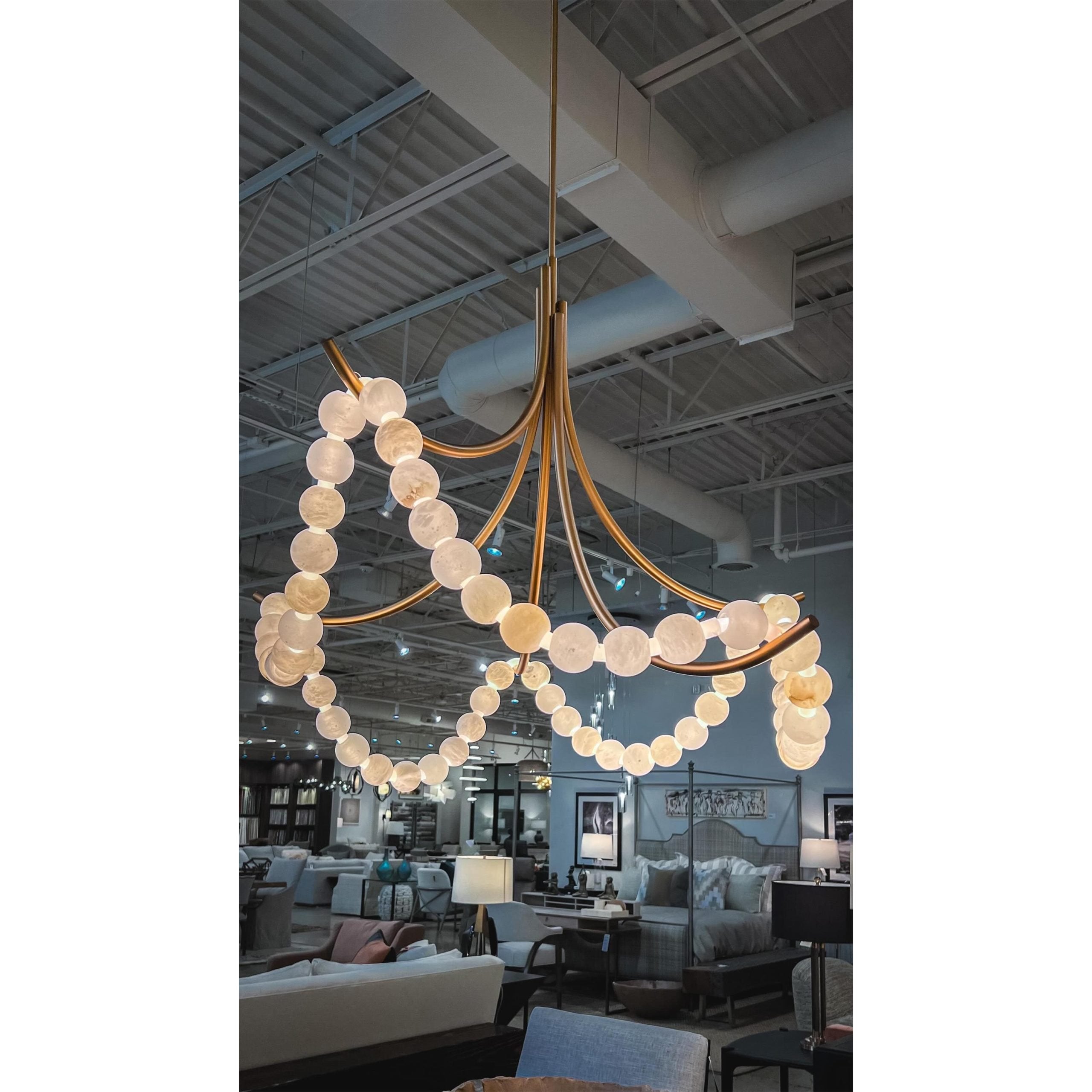 modern-spanish-alabaster-bead-led-chandelier-with-brass-finish-for-living-room
