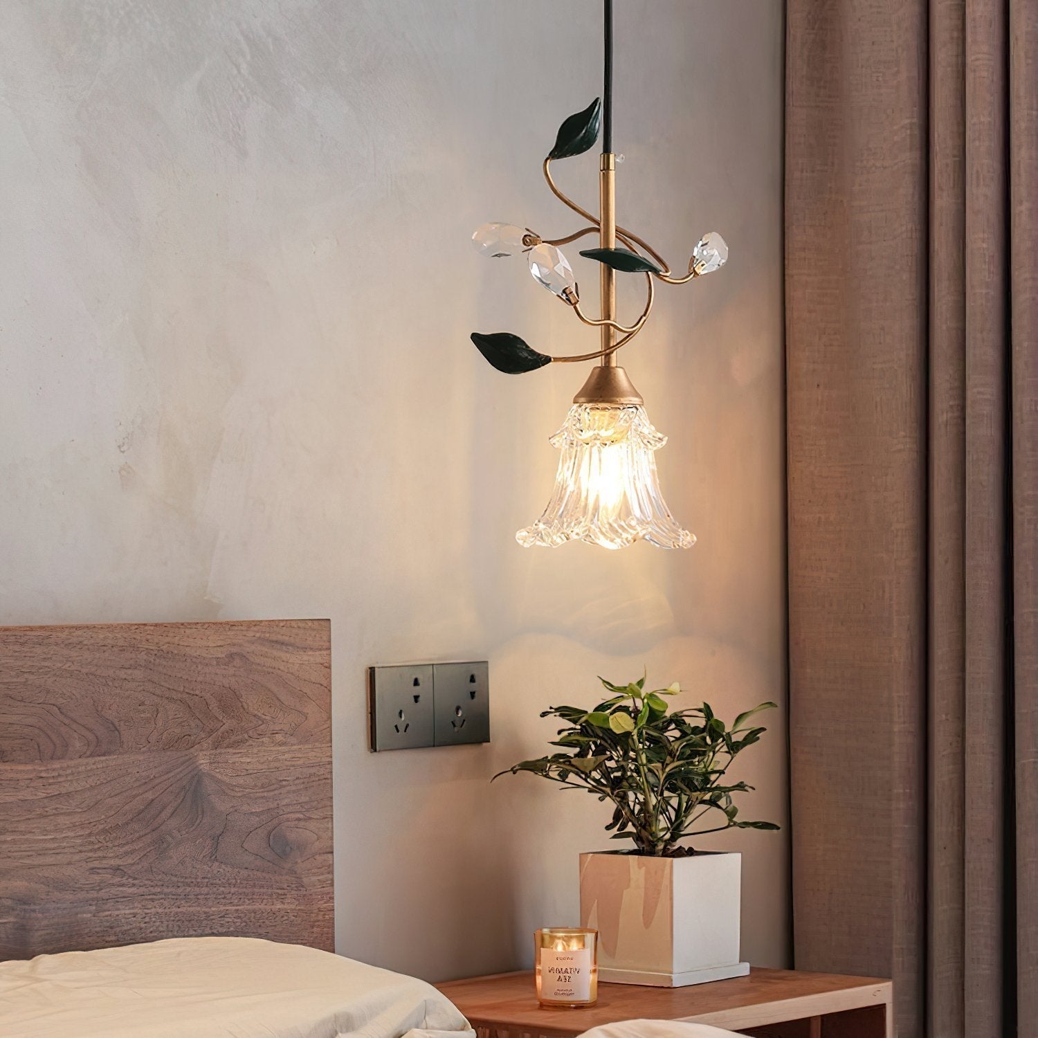 floral-glass-pendant-light-with-crystal-accents-and-pastoral-flower-design