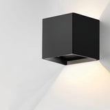 modern-pienza-square-aluminum-led-wall-sconce-with-up-and-down-lighting