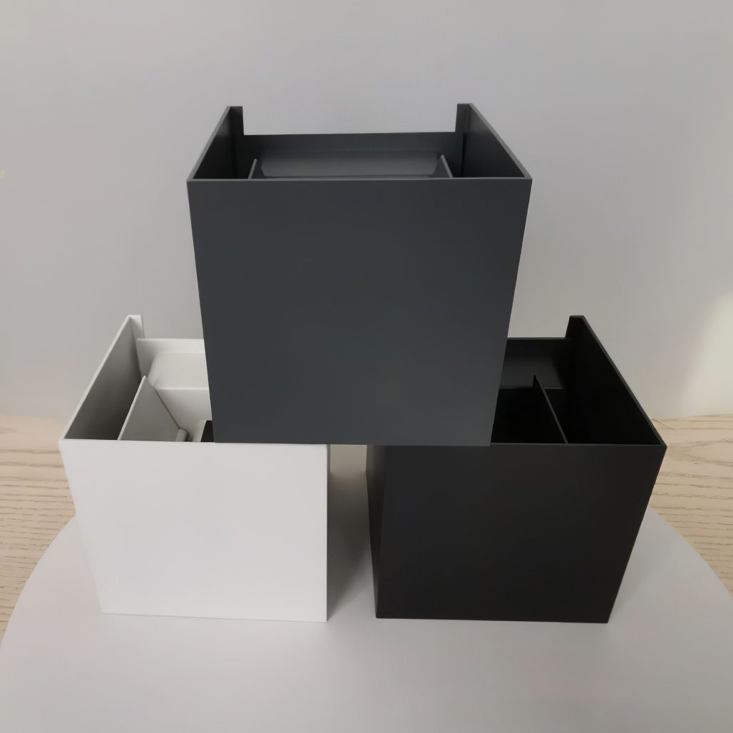 modern-pienza-square-aluminum-led-wall-sconce-with-up-and-down-lighting