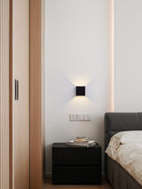 modern-pienza-square-aluminum-led-wall-sconce-with-up-and-down-lighting