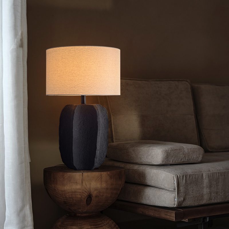 handcrafted-black-geometric-ceramic-table-lamp-with-white-fabric-shade-for-modern-living-room