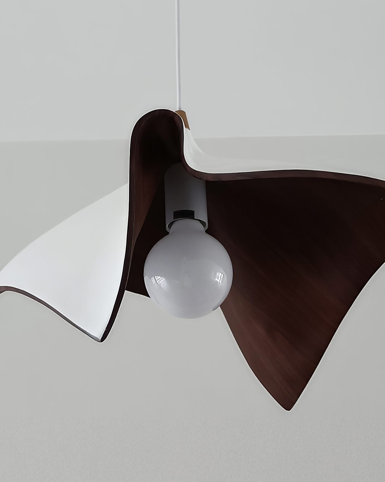 modern-pleated-resin-pendant-light-for-kitchen-island-and-dining-room-lighting