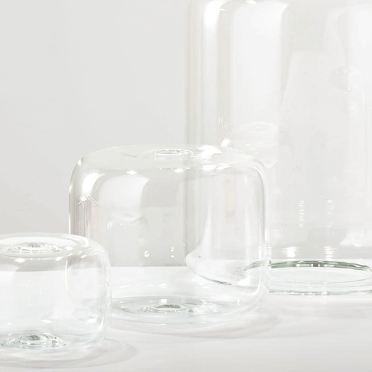 modern-polyrhythm-pendant-light-with-aluminum-and-hand-blown-glass-shade