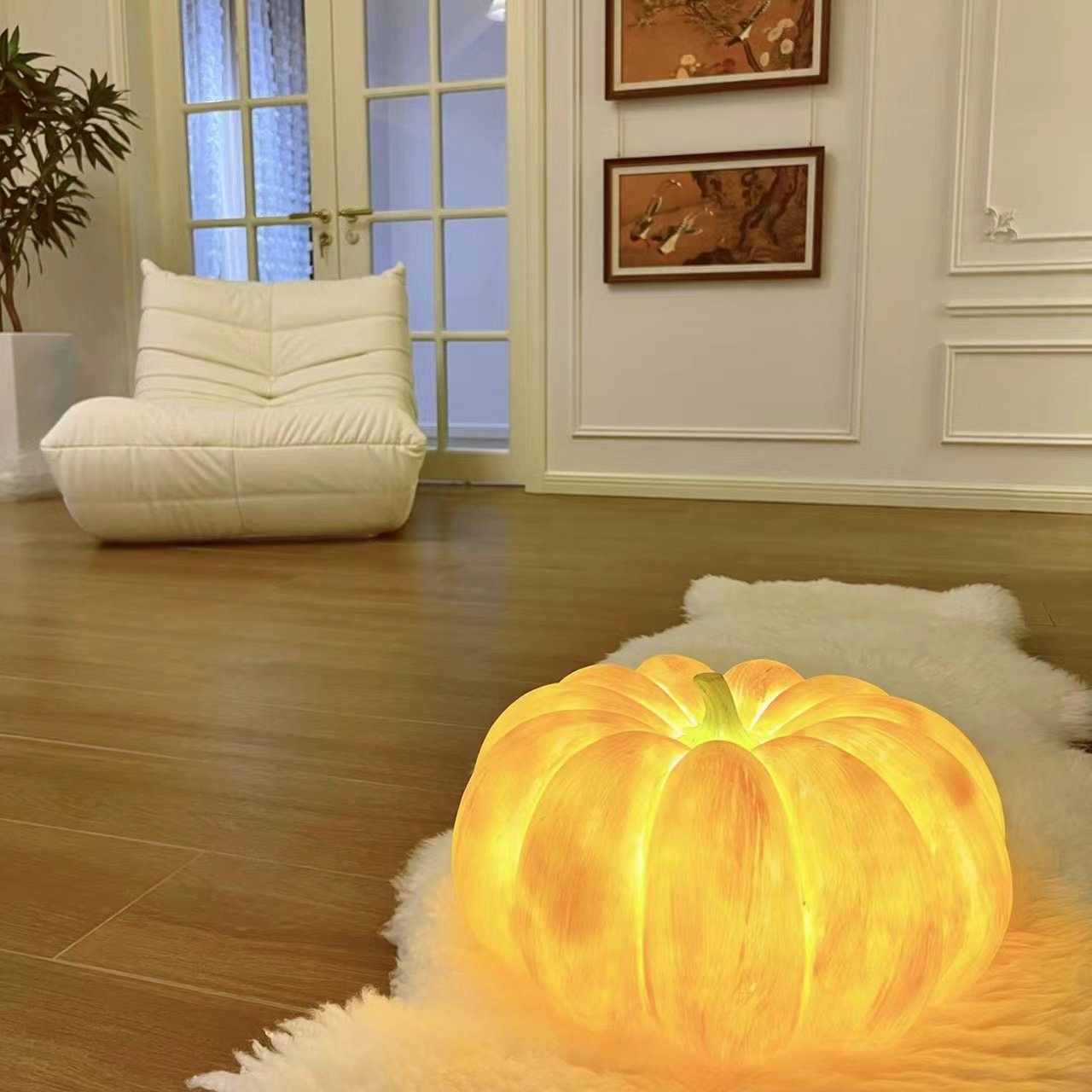 modern-pumpkin-inspired-resin-table-lamp-led-portable-bedside-nightstand-light-for-home-decor