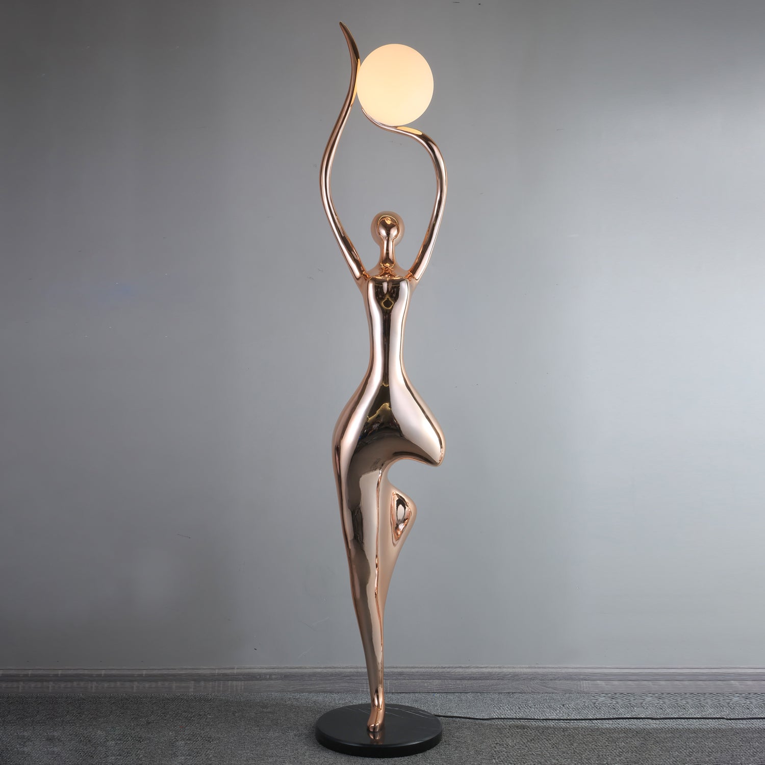 artistic-tree-pose-yoga-sculpture-standing-lamp-for-modern-living-room-decor