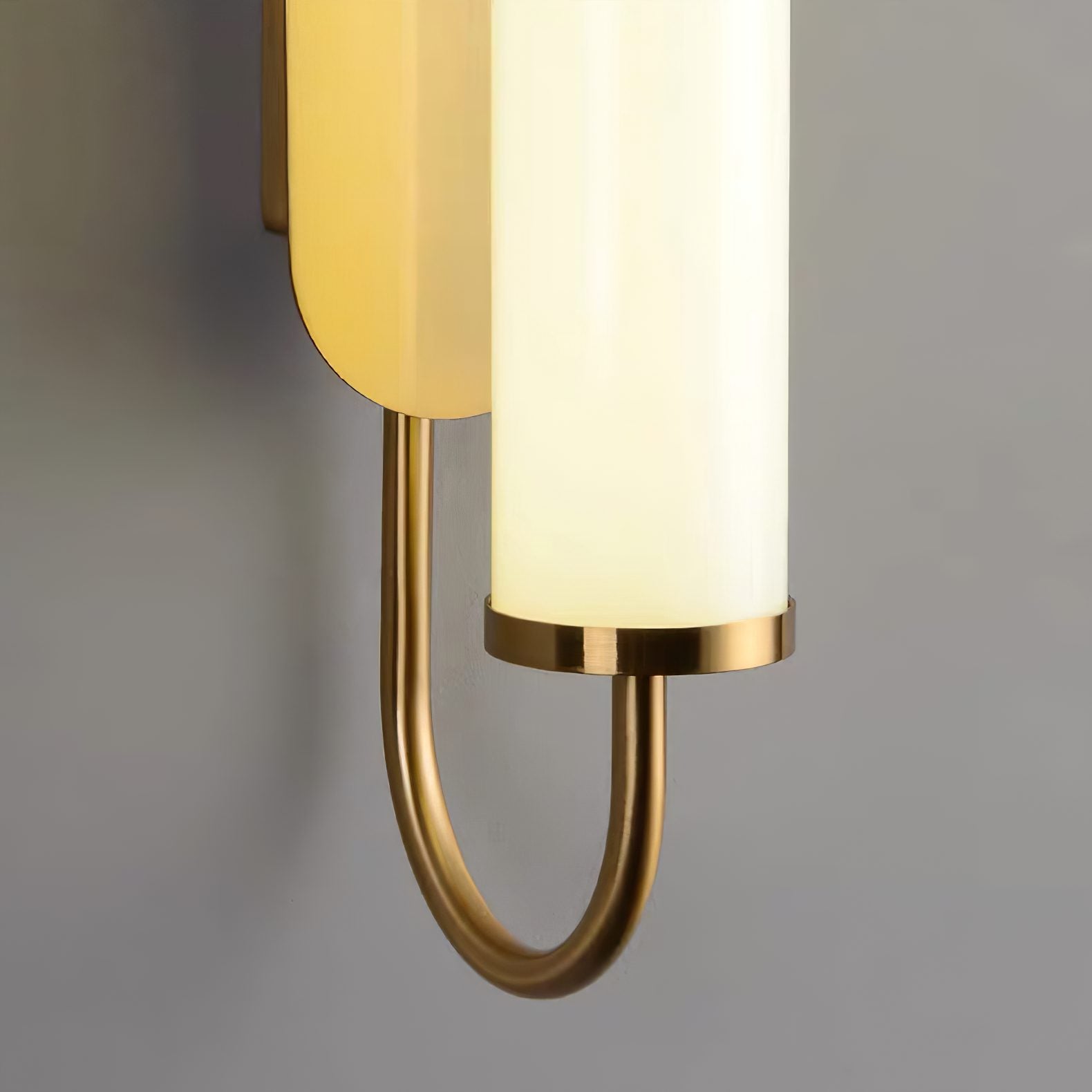 modern-gold-acrylic-tube-wall-lamp-minimalist-led-sconce-for-indoor-decoration