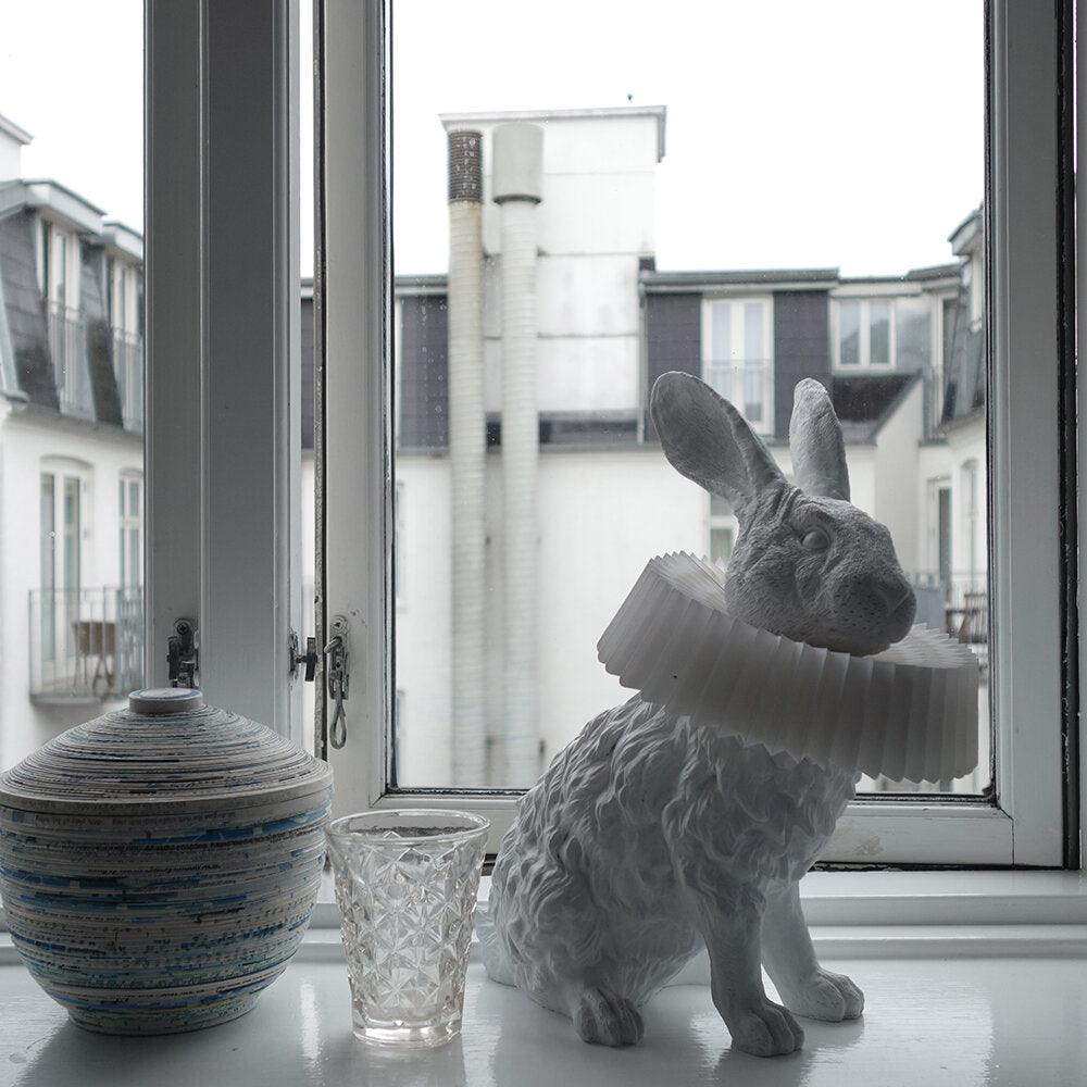 Whimsical Rabbit Animal Figurine Table Lamp with Ruffle Collar and LED Illumination for Modern Interiors