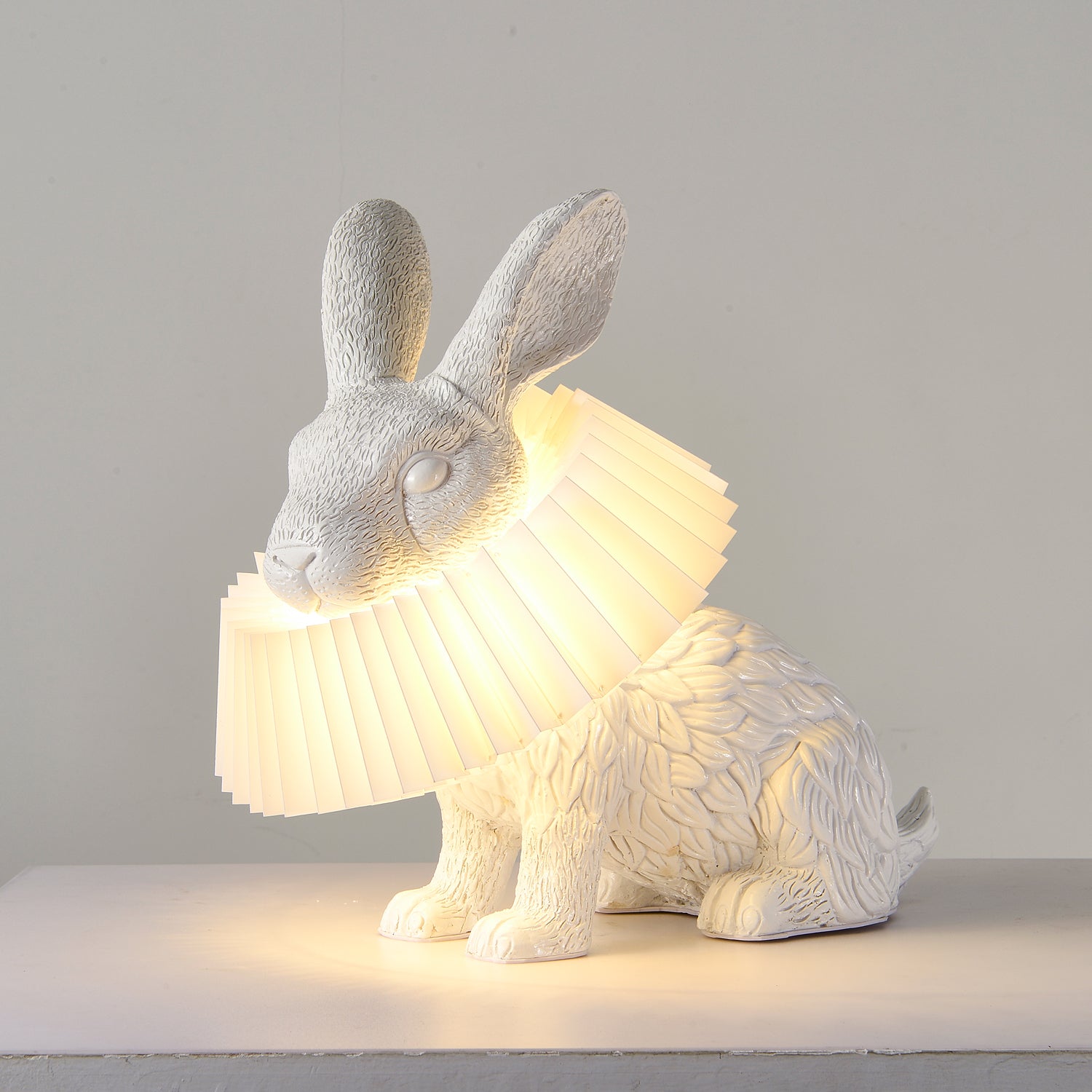 Whimsical Rabbit Animal Figurine Table Lamp with Ruffle Collar and LED Illumination for Modern Interiors