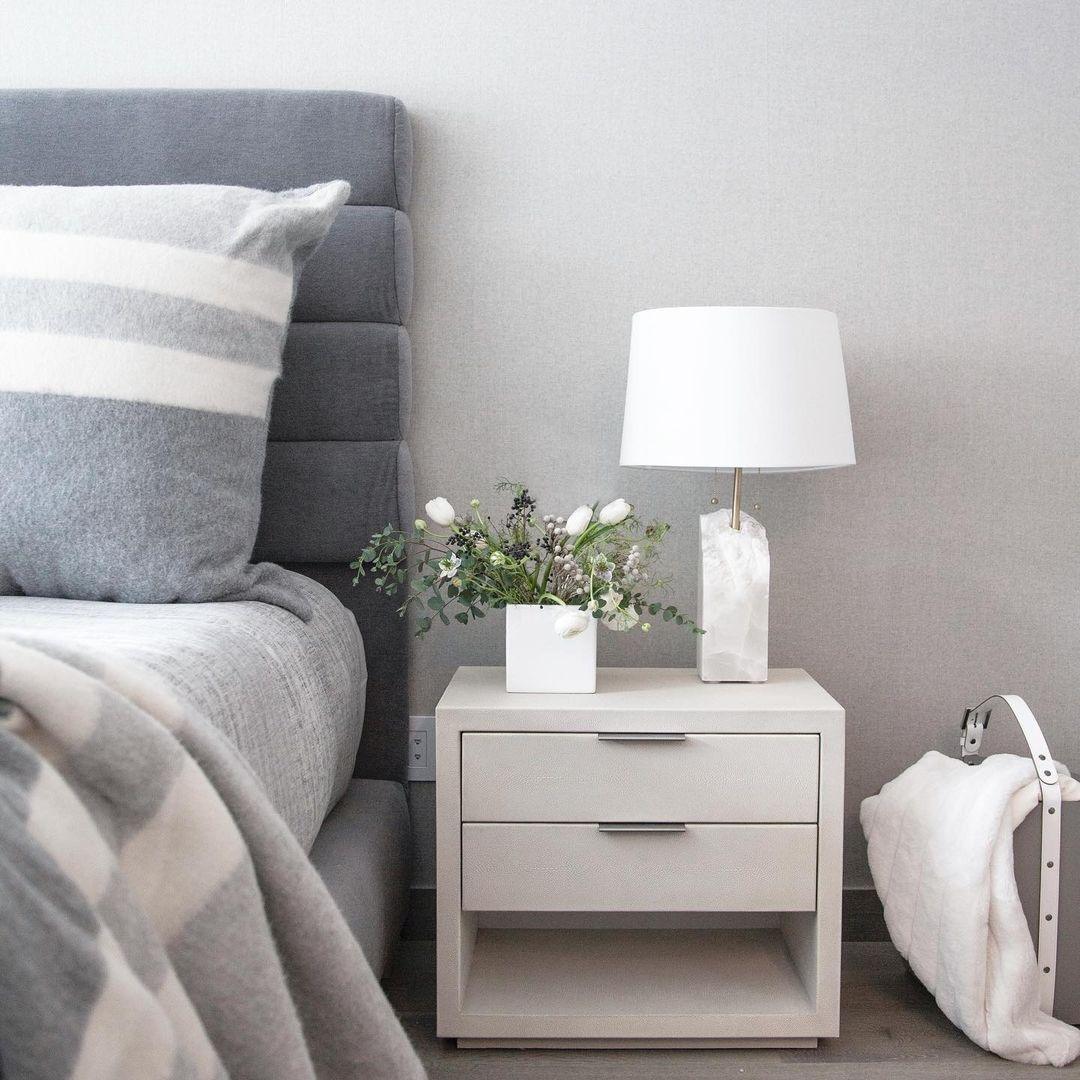 Natural Alabaster Table Lamp with Tapered Linen Shade Modern Bedside Reading Light