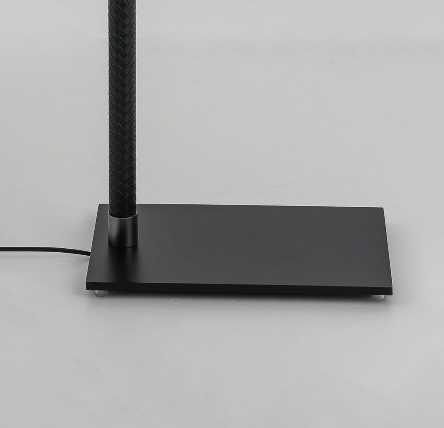 modern-black-metal-and-leather-reading-lamp-adjustable-lighting-for-living-room-and-office