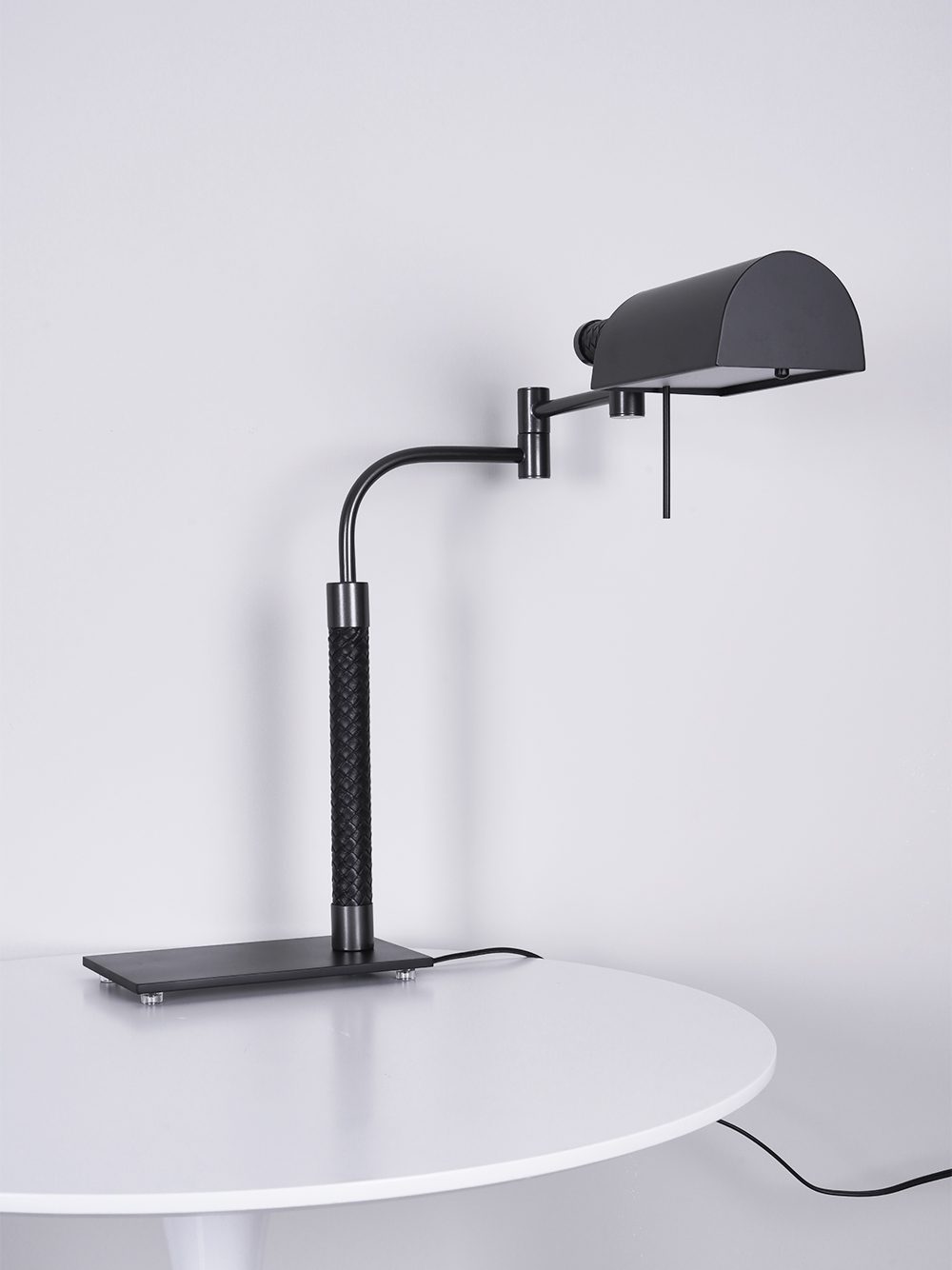 modern-black-metal-and-leather-reading-lamp-adjustable-lighting-for-living-room-and-office