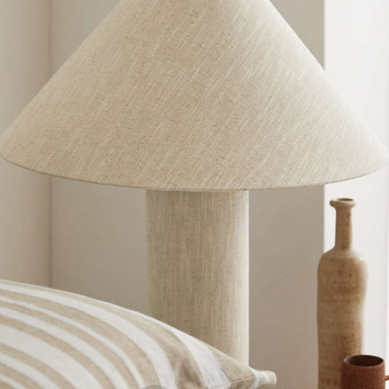 Modern Remi Linen Table Lamp with Gold Base and Beige Fabric Shade for Bedside Lighting