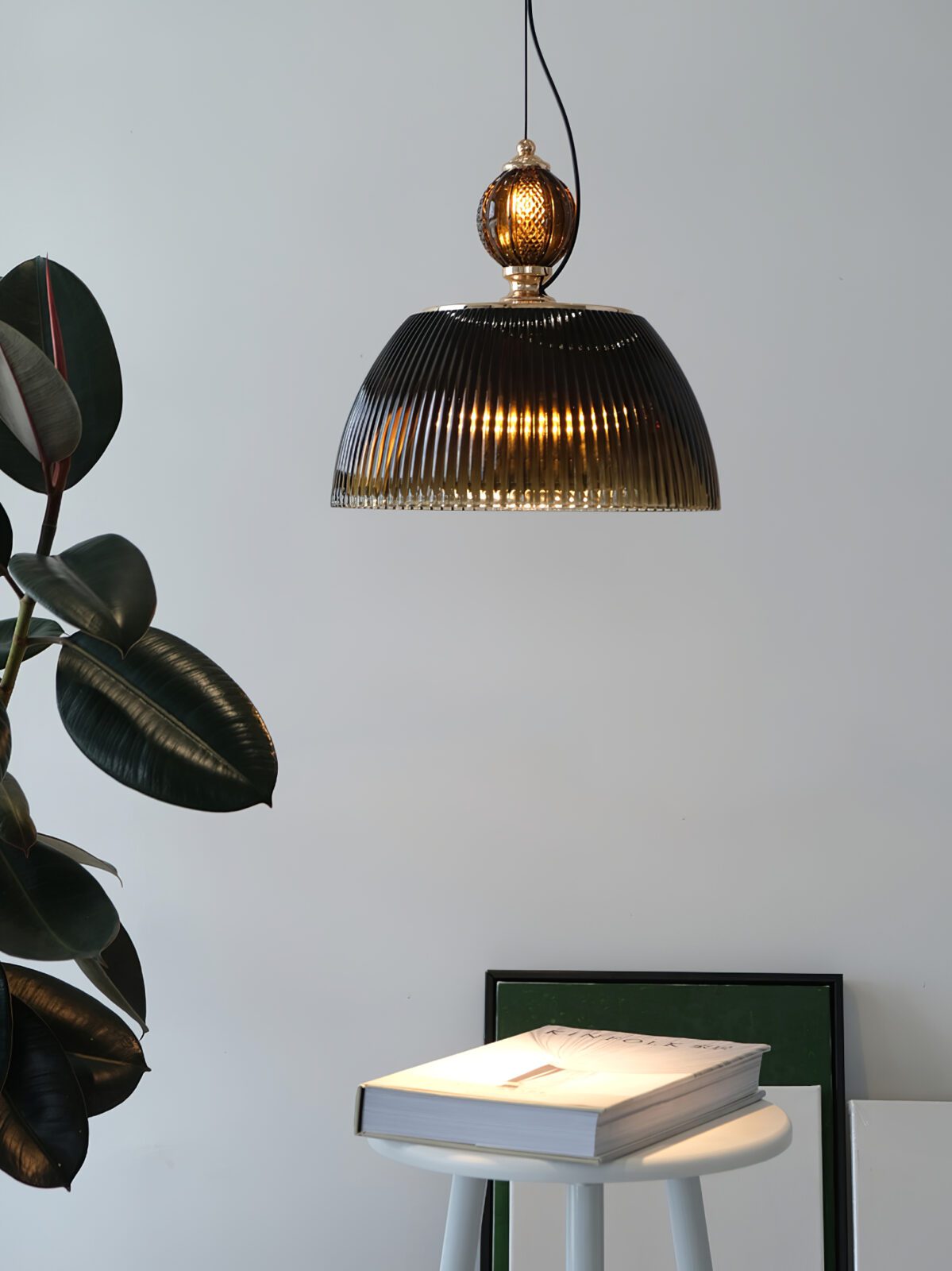 vintage-hand-blown-gradient-green-glass-pendant-light-for-dining-room-and-kitchen-island