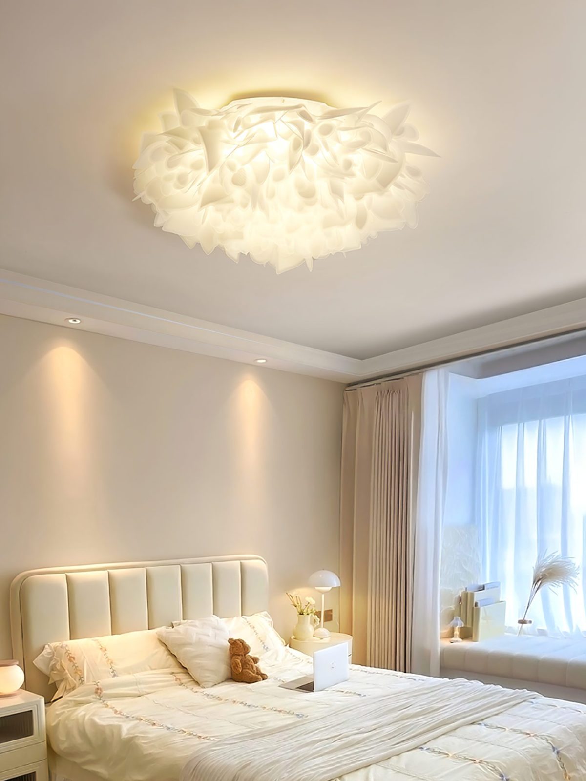 modern-white-petal-led-flush-mount-ceiling-lamp-for-romantic-interior-lighting