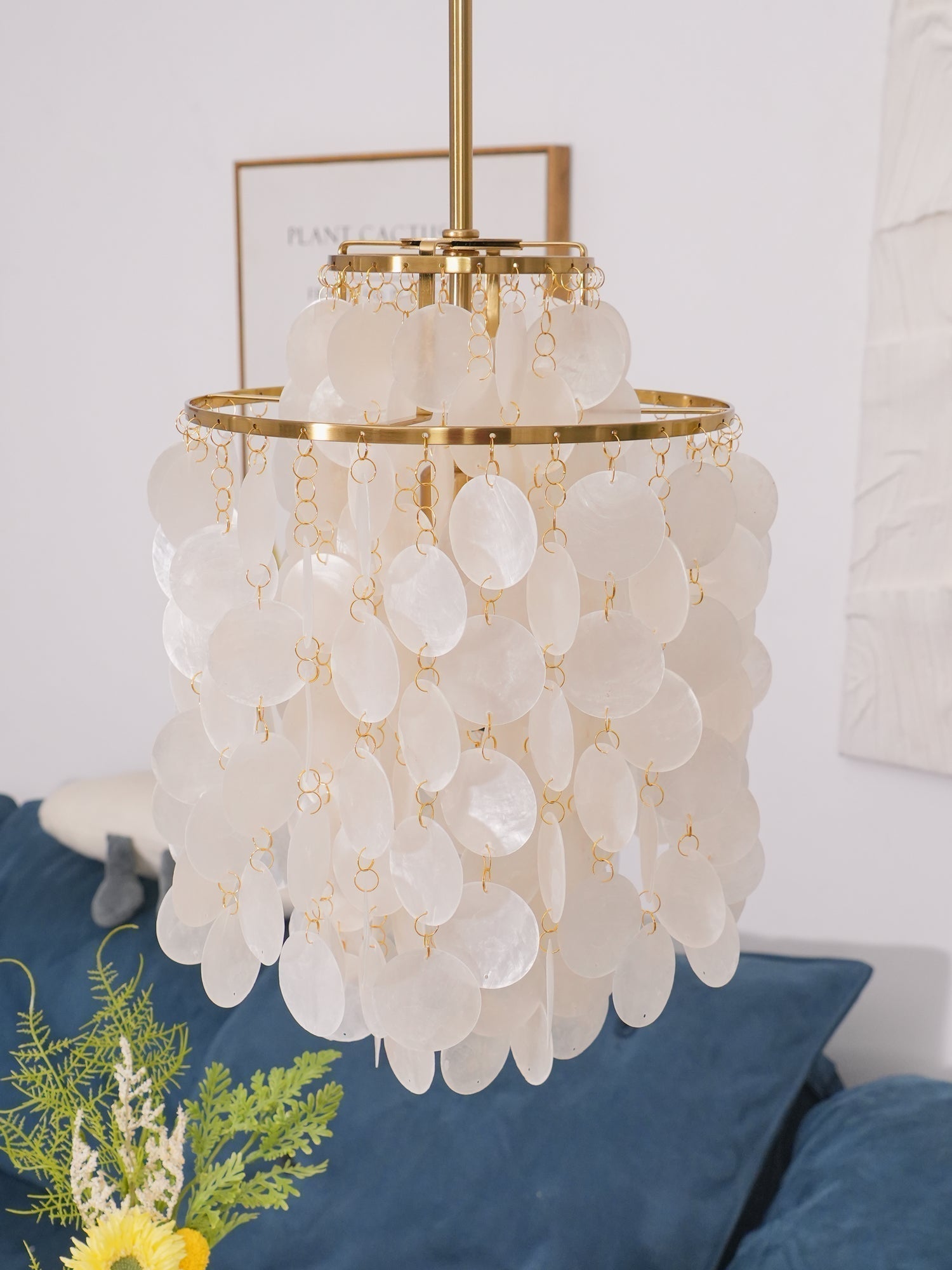 Modern Round Shell Pendant Light Coastal Chandelier for Living Room and Bedroom