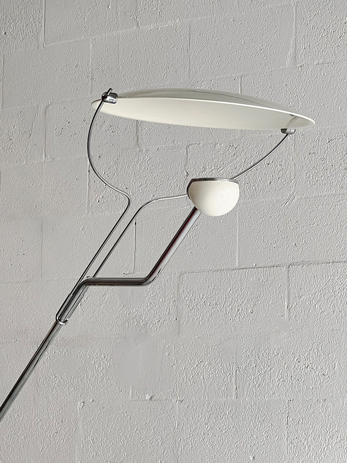 Salocchi Modern Arched Marble Floor Lamp with Integrated LED Standing Lighting for Indoor Spaces