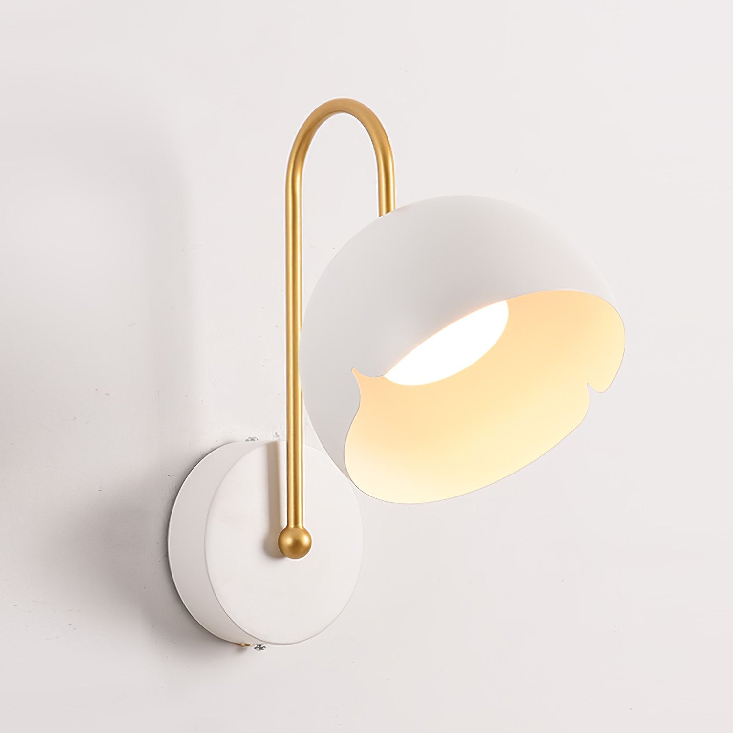 saluda-geometric-metal-wall-sconce-modern-nordic-lighting-for-bedroom-and-living-room