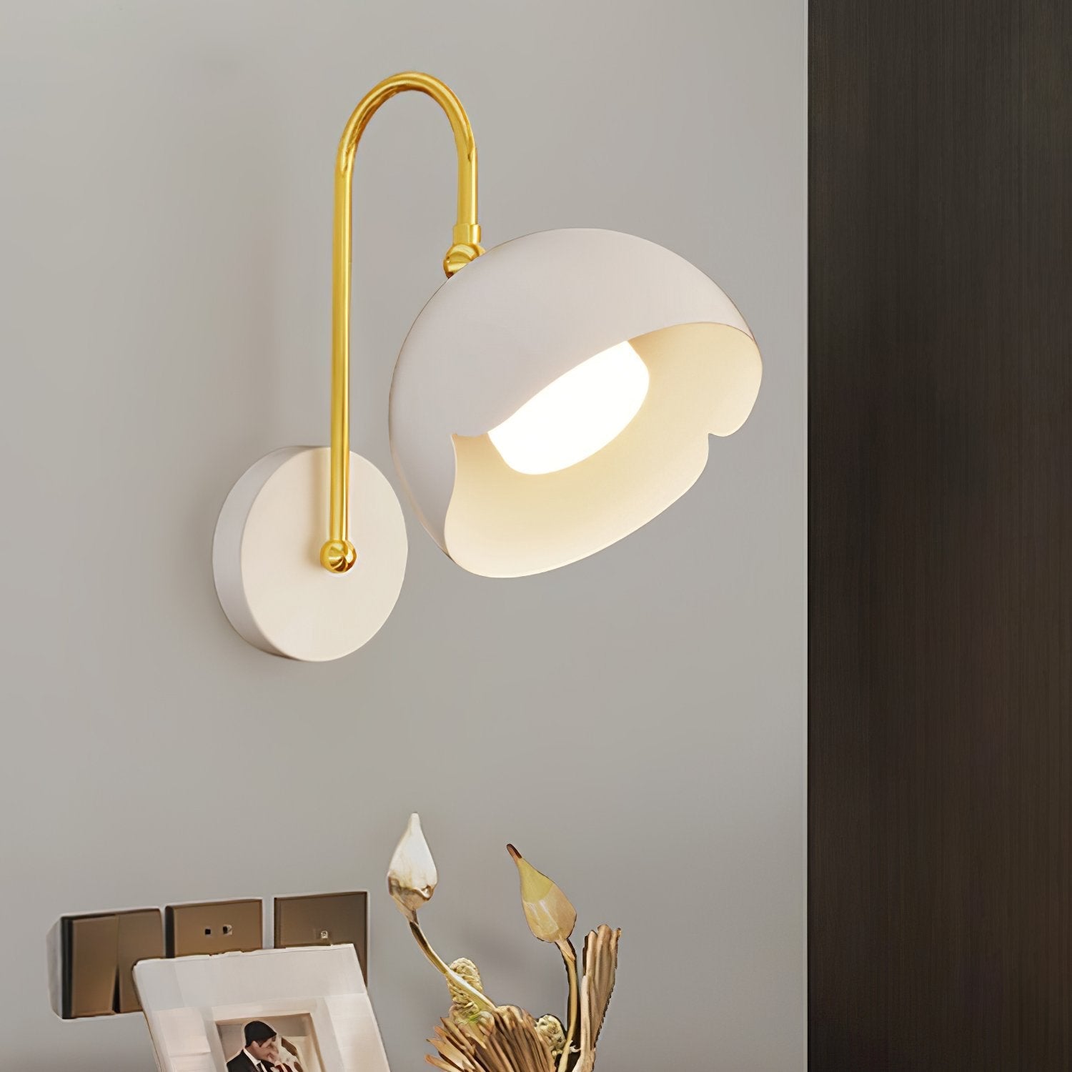 saluda-geometric-metal-wall-sconce-modern-nordic-lighting-for-bedroom-and-living-room