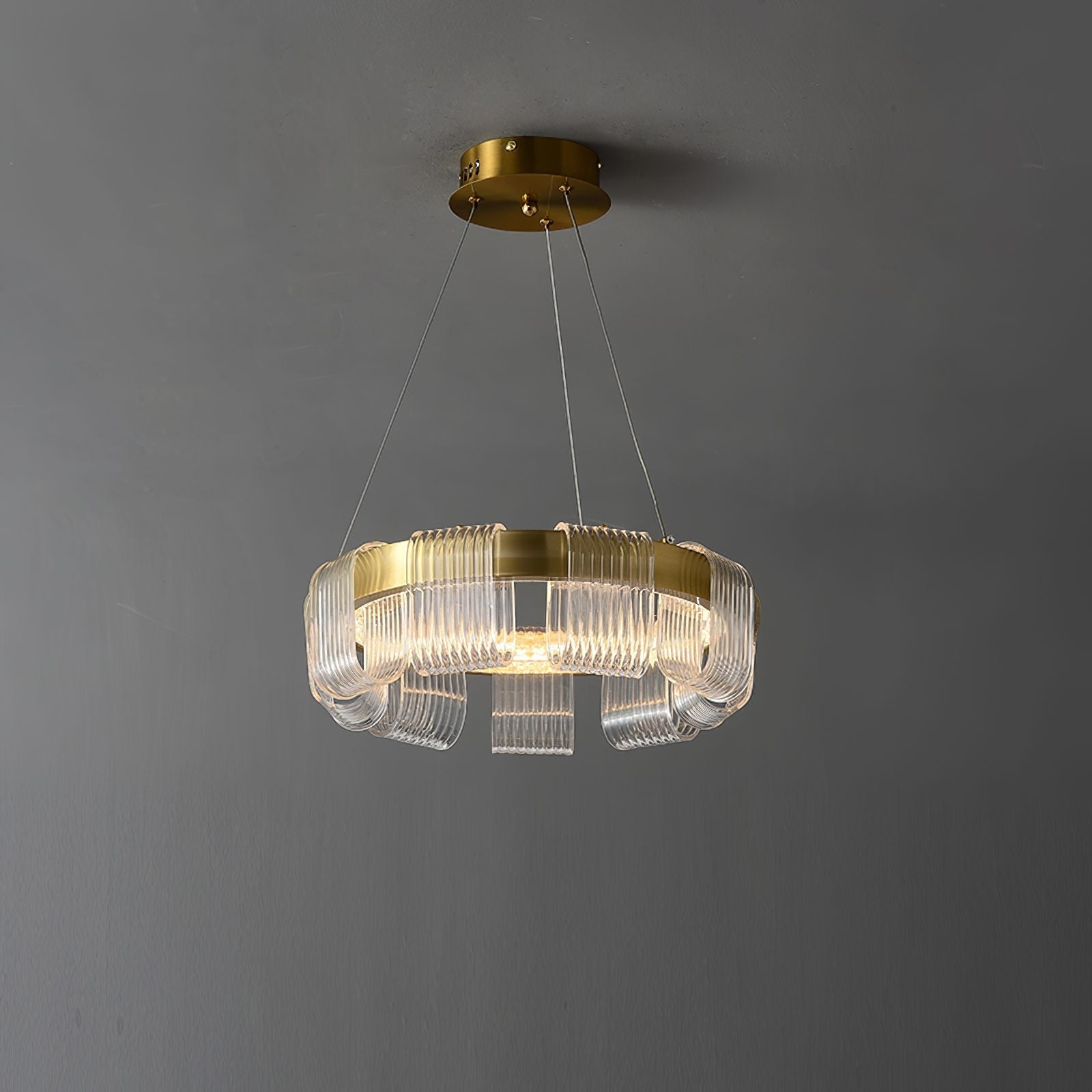 modern-gold-saturno-ring-led-chandelier-with-tetrahedral-acrylic-diffusers