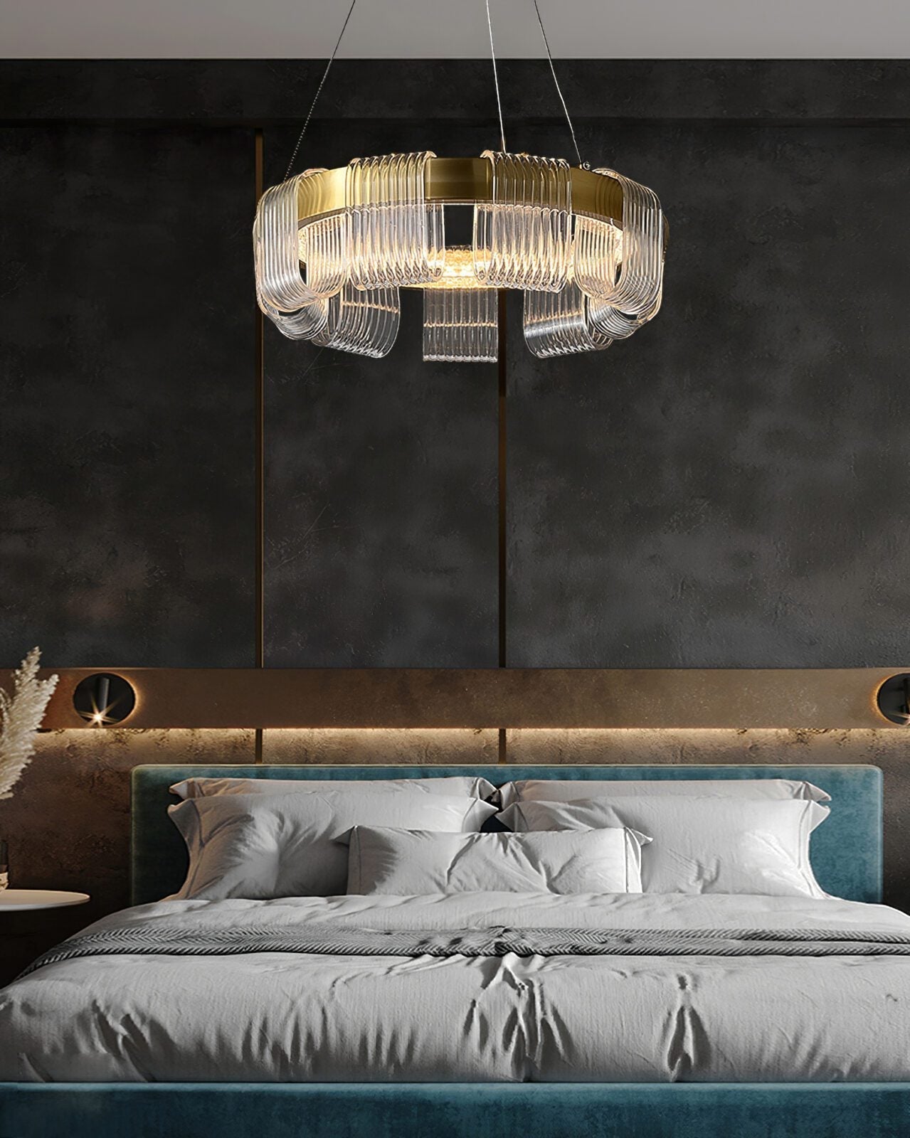 modern-gold-saturno-ring-led-chandelier-with-tetrahedral-acrylic-diffusers