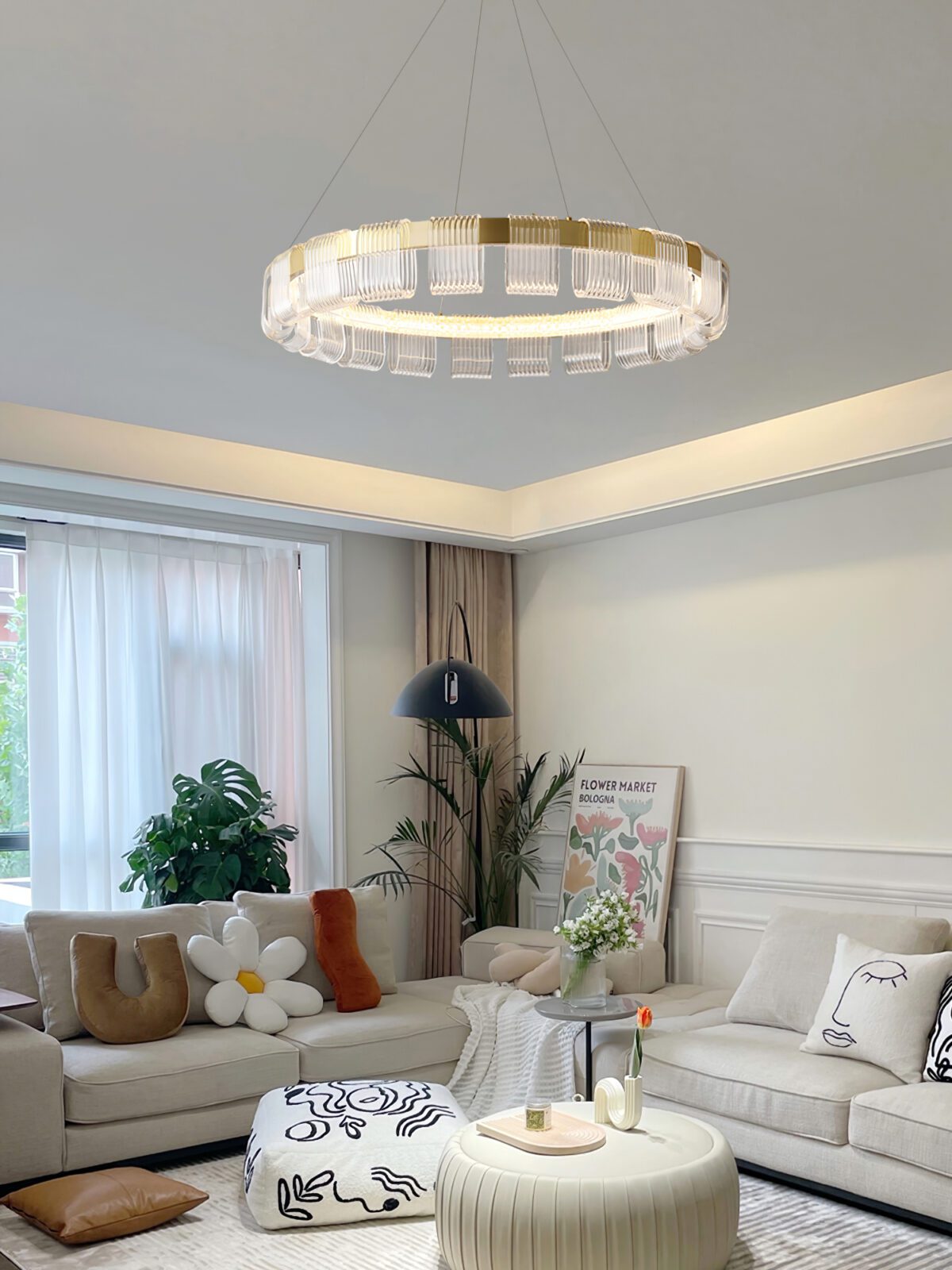 modern-gold-saturno-ring-led-chandelier-with-tetrahedral-acrylic-diffusers