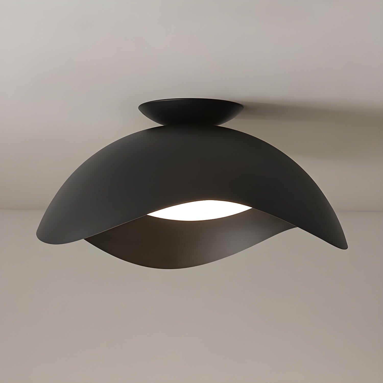 Modern Wave Design Integrated LED Flush Mount Ceiling Light for Home Interiors