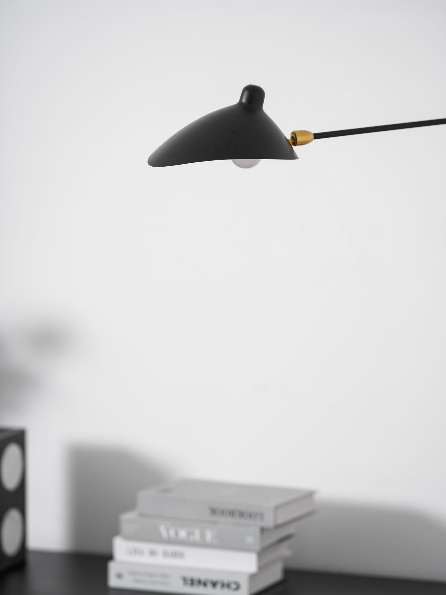 industrial-adjustable-long-arm-wall-sconce-with-rotating-metal-shade-for-indoor-lighting