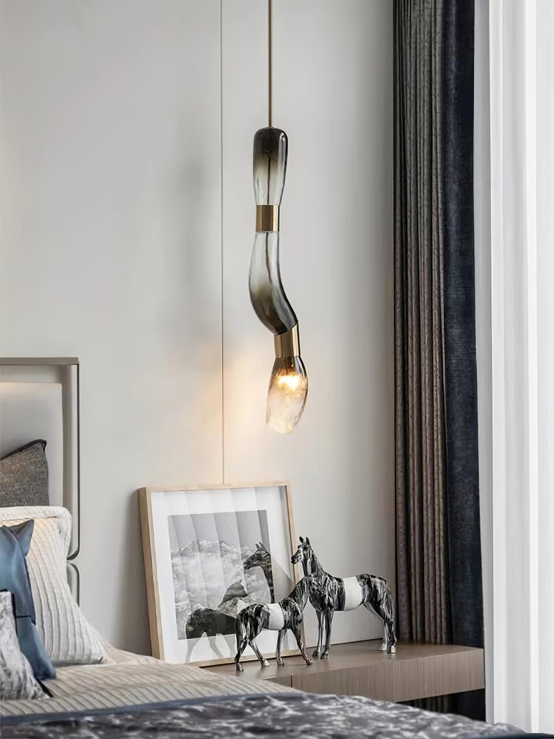 modern-serpentine-glass-pendant-light-twisted-gradient-design-led-hanging-fixture