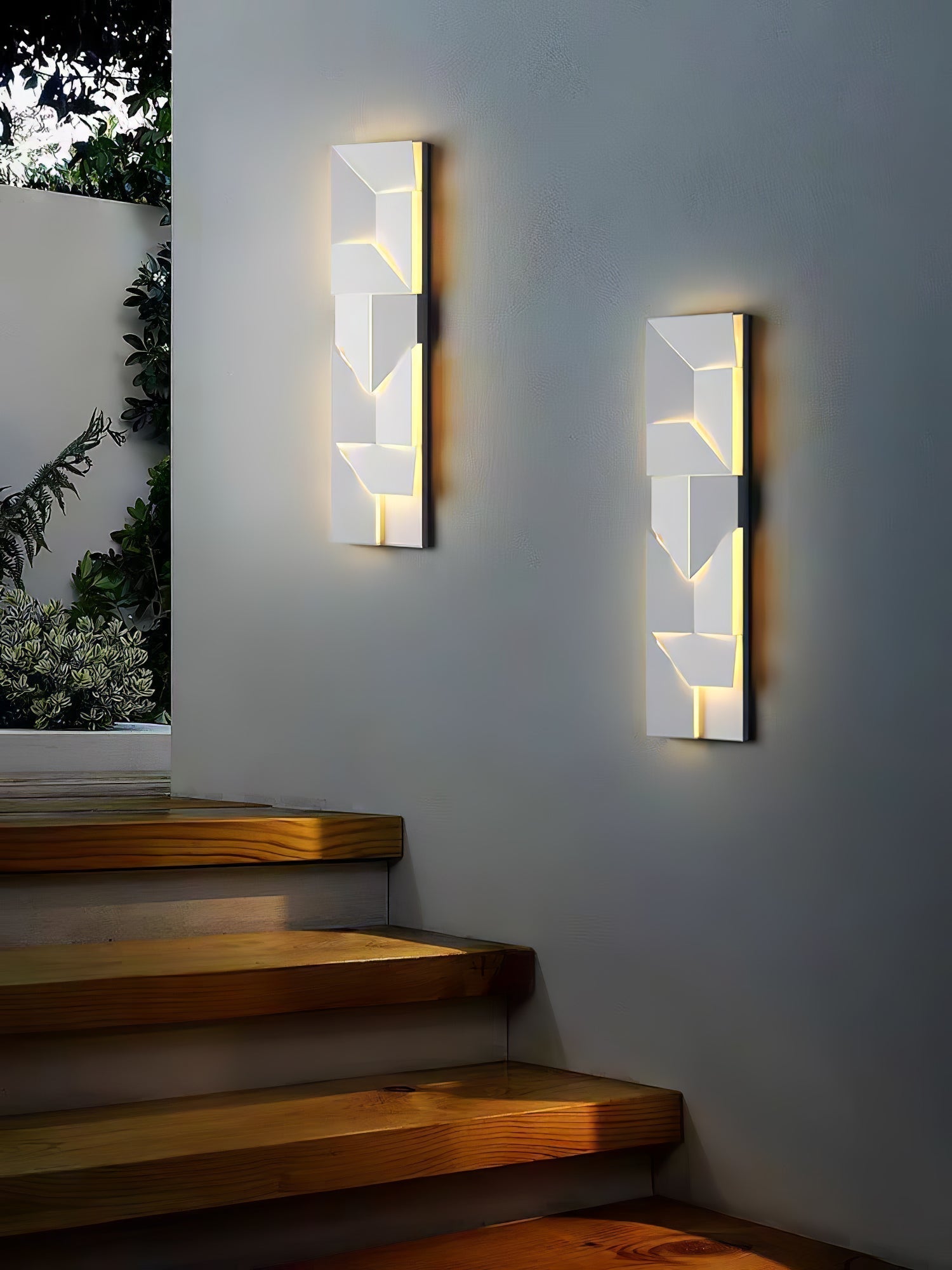 Modern Grand Shadow LED Wall Sconce Aluminum Diffused Indoor Light Matte White