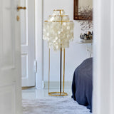 Elegant Natural Mother of Pearl Tiered Shell Floor Lamp Modern Standing Lighting for Home Decor