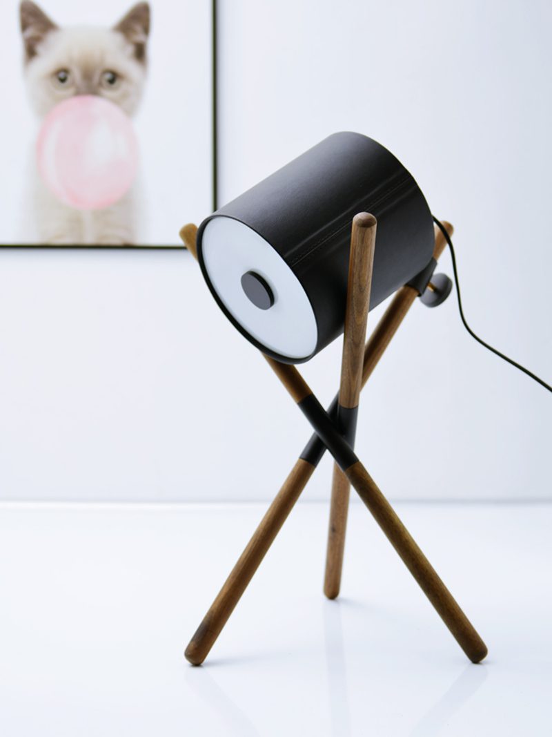 Modern Shift Solid Wood Table Lamp Minimalist Accent Lighting for Bedroom and Office