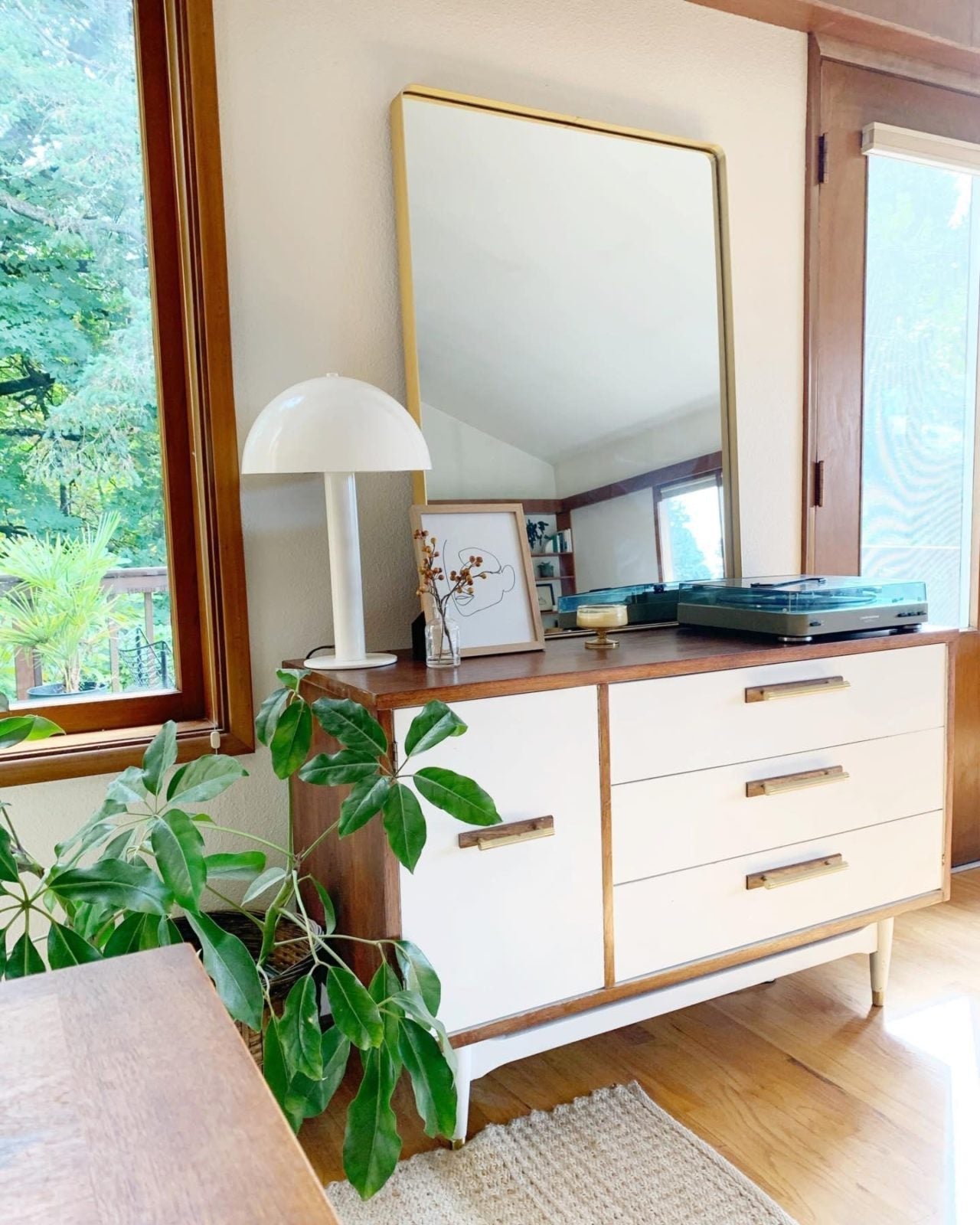 mid-century-mushroom-metal-table-lamp-e14-desk-light-for-living-room-bedroom