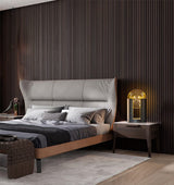 modern-amber-blown-glass-table-lamp-with-black-metal-base-and-e14-light-source