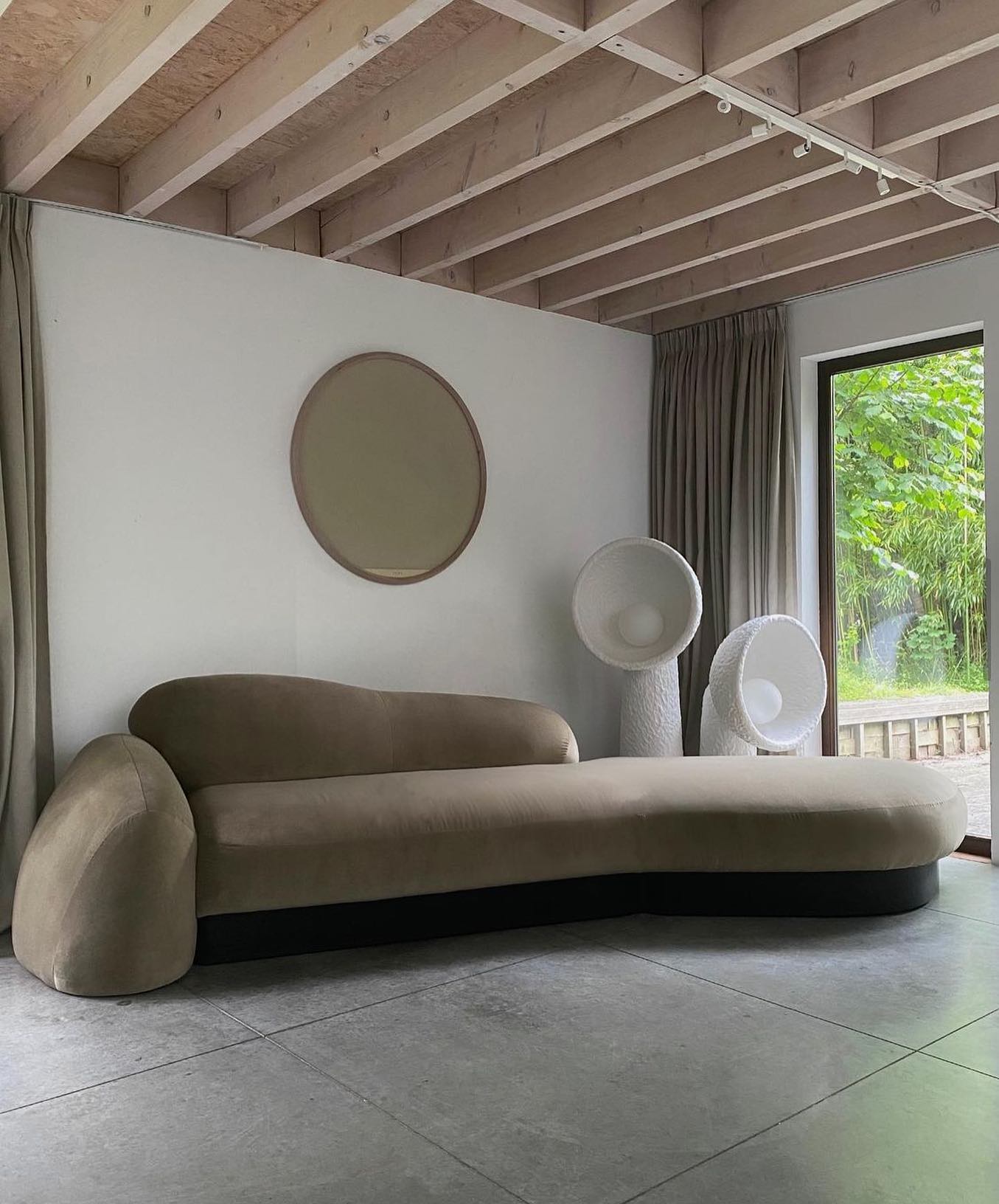 artistic-soniah-fiberglass-floor-lamp-modern-white-standing-light-for-living-space