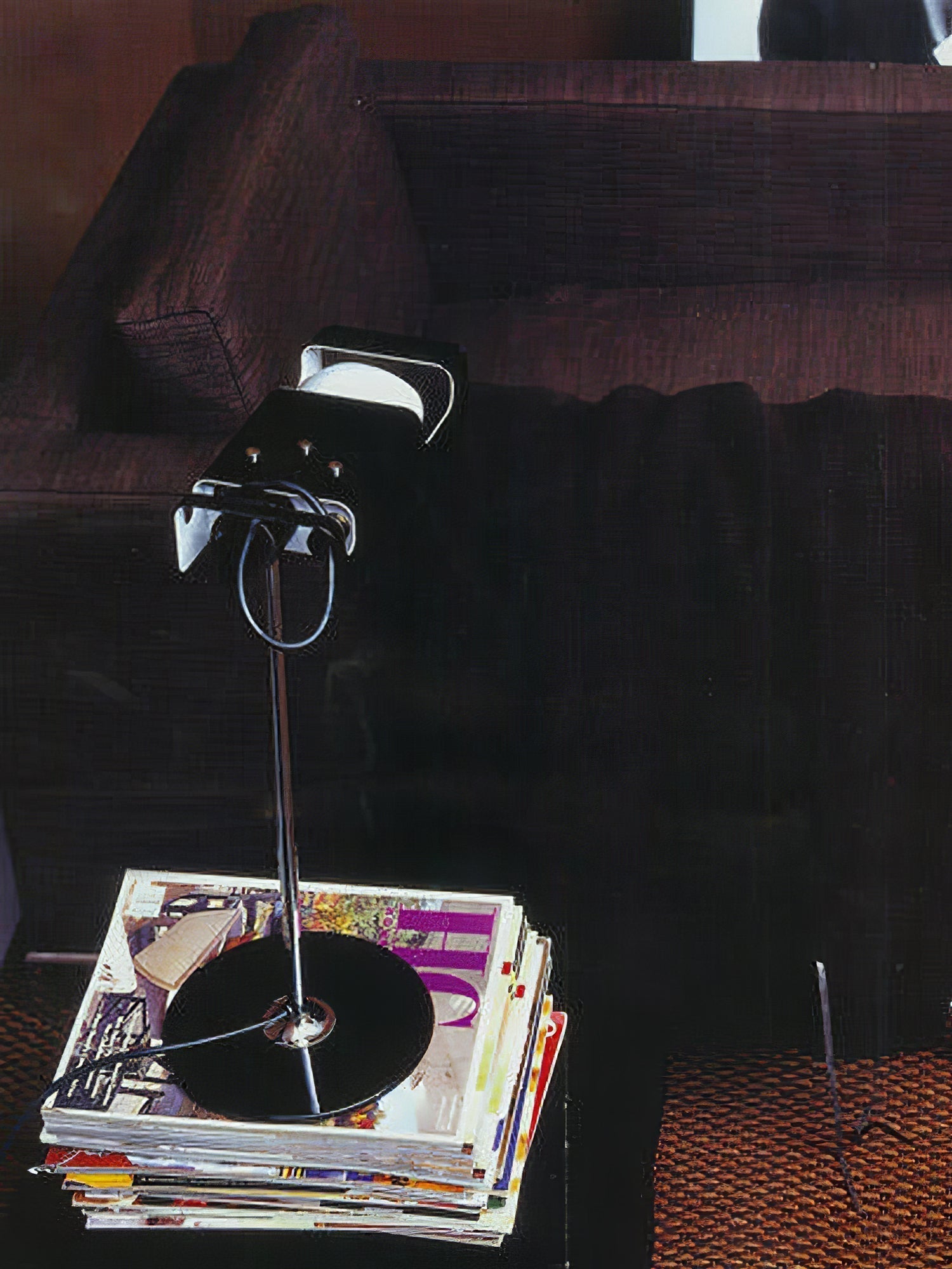 Modern Spider Metal Adjustable Table Lamp with Tilting Spotlight for Bedroom Nightstand or Desk