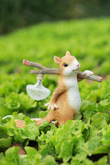 Squirrel Shaped Portable Resin Table Lamp Unique Animal Design Night Light for Modern Home Decor
