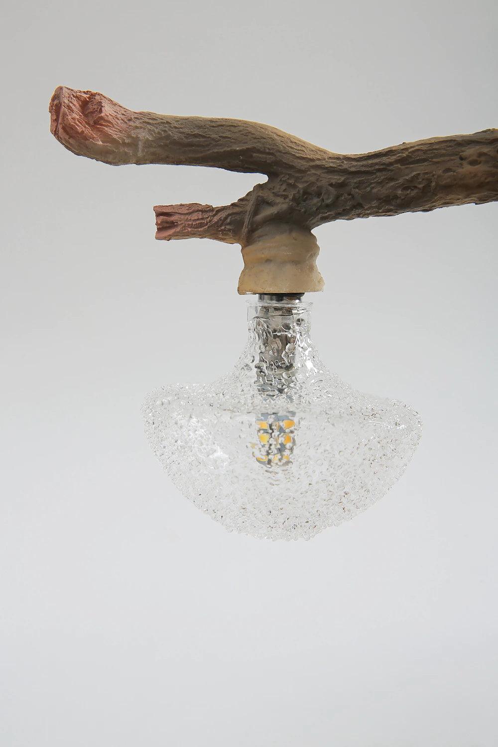 Squirrel Shaped Portable Resin Table Lamp Unique Animal Design Night Light for Modern Home Decor
